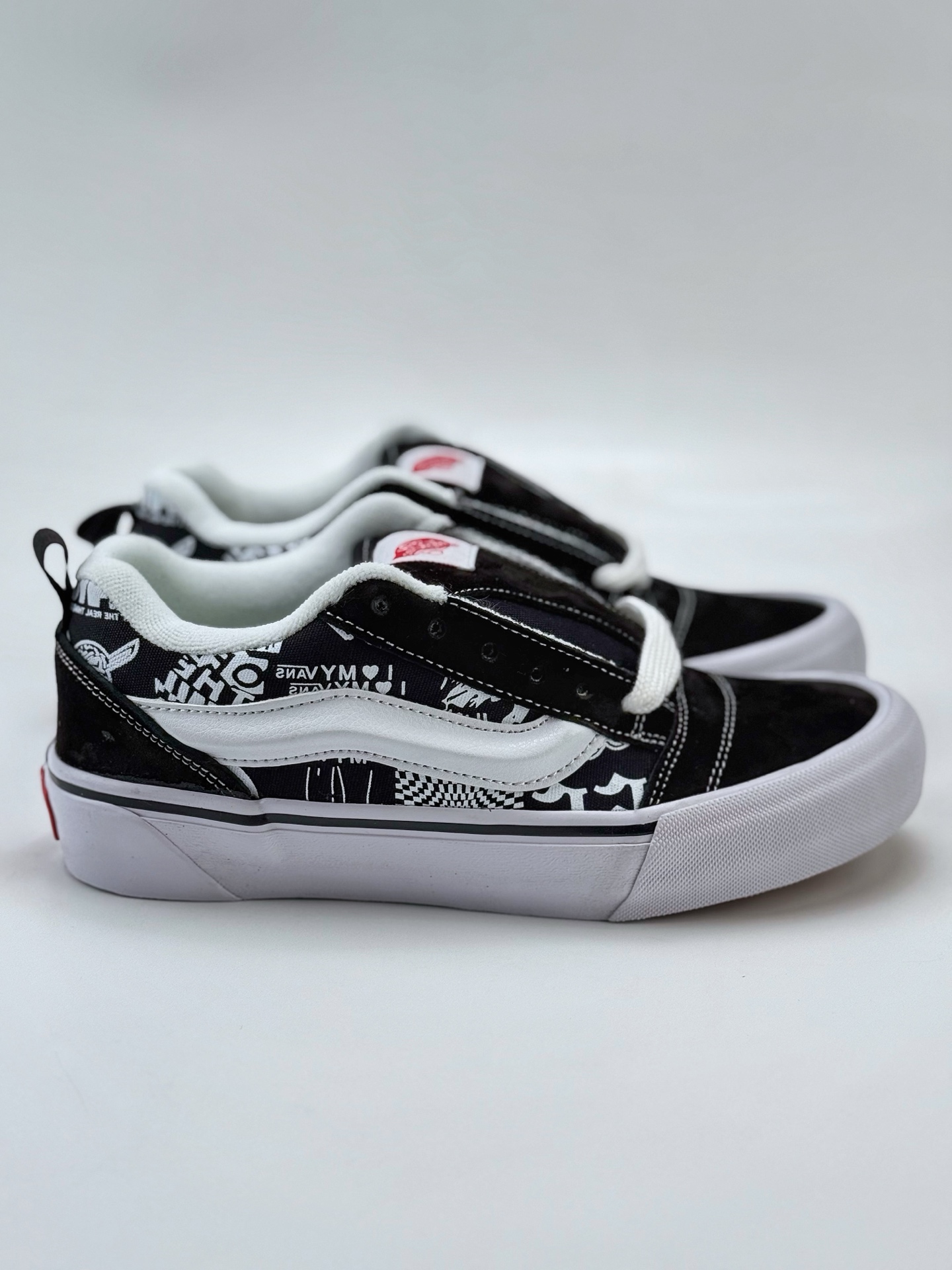 新款发售Vans Knu Skool vans 面包鞋 减震耐磨低帮板鞋男女同款 黑白街头涂鸦