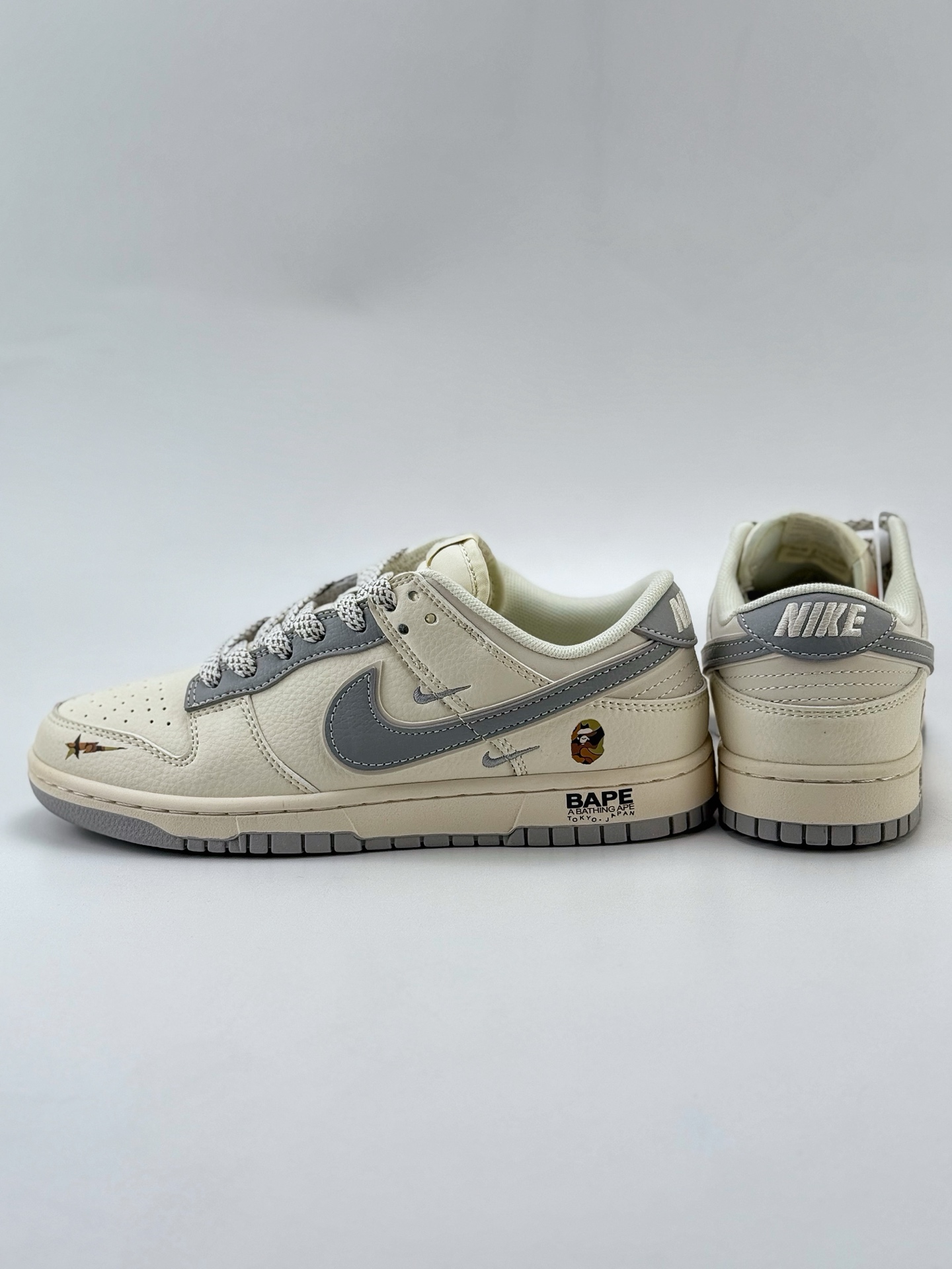 280 Nike SB Dunk Low x BAPE 白灰双小钩满天星 XS6089-508
