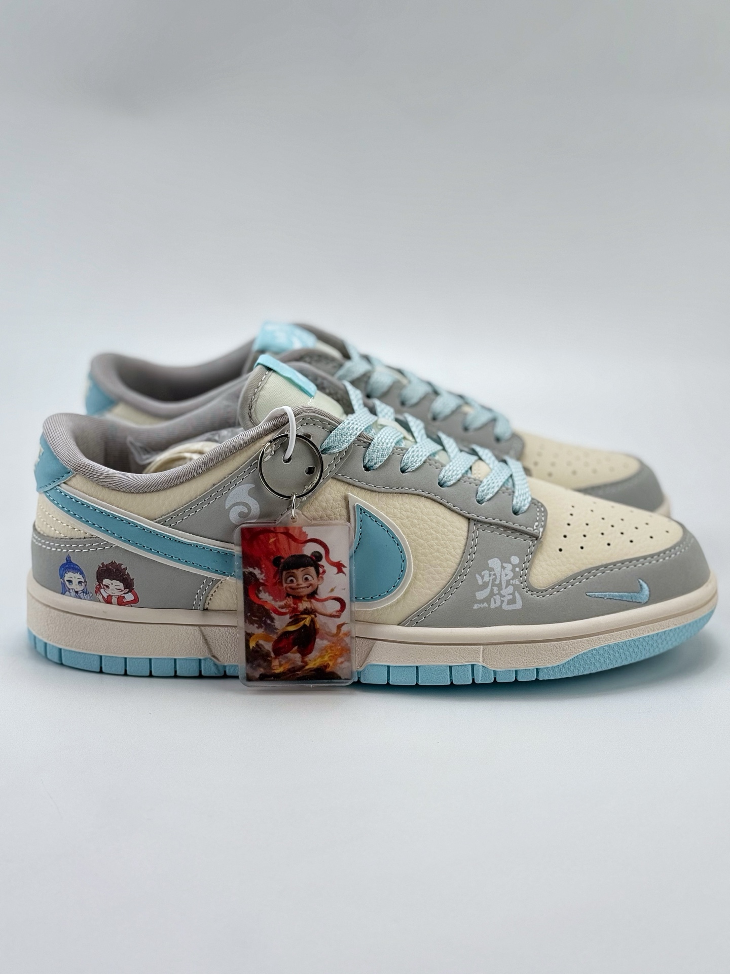 Nike SB Dunk Low 哪吒 白灰蓝小钩满天星 LW1818-114