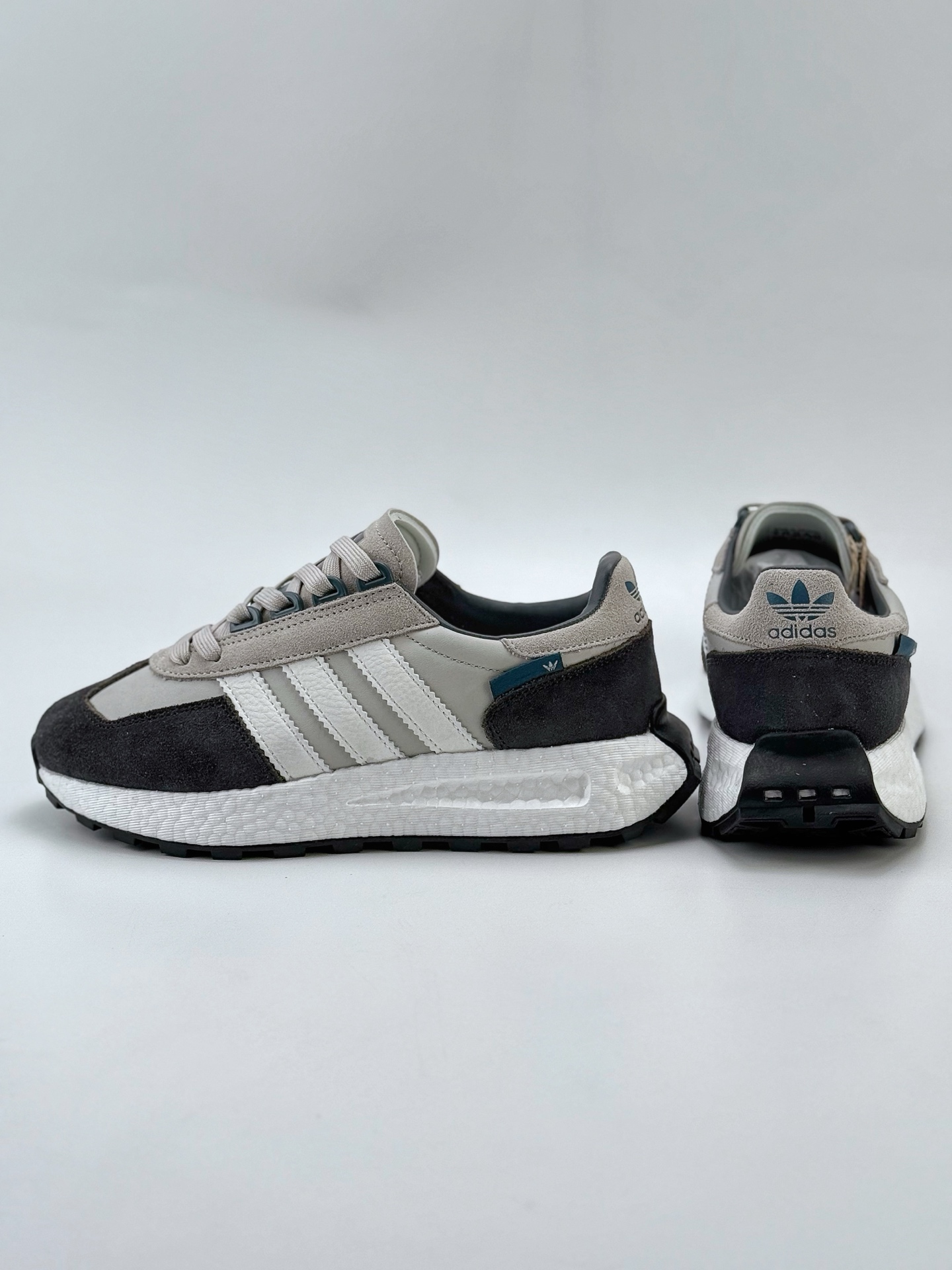 adidas Racing E5 Boost Prototype 速度轻盈复古系列 百搭透气运动慢跑鞋  JQ0007
