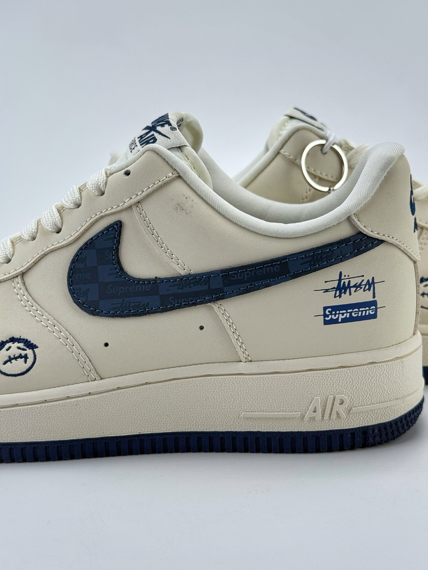 260 Nike Air Force 1 Low 07 x Travis Scott x Stussy 白蓝鬼脸  DF0188-037