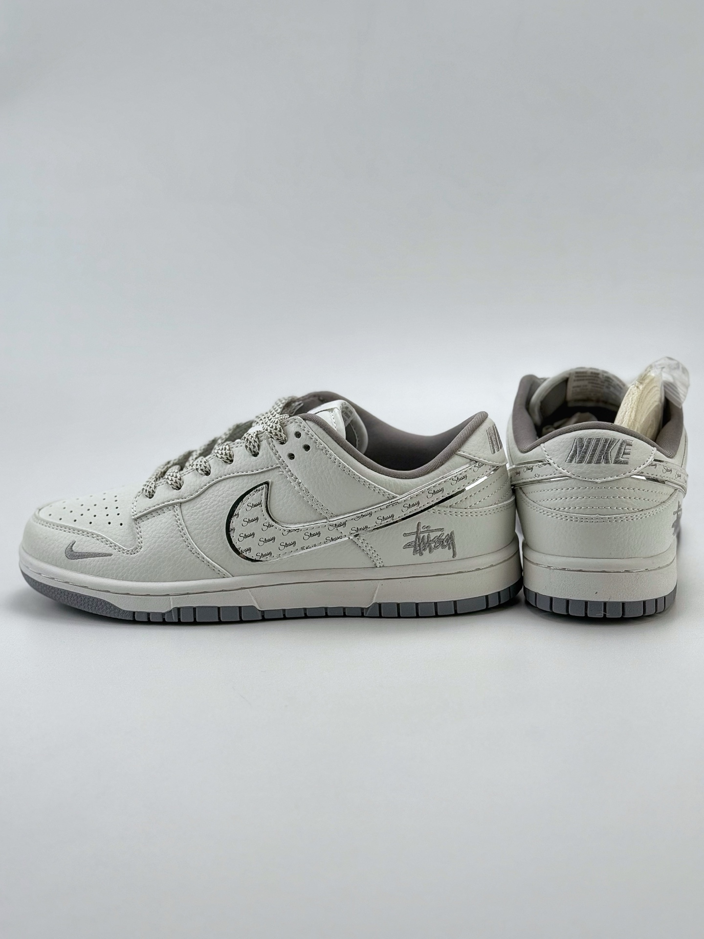 Nike SB Dunk Low x Stussy 白灰小钩满天星 CS1688-103
