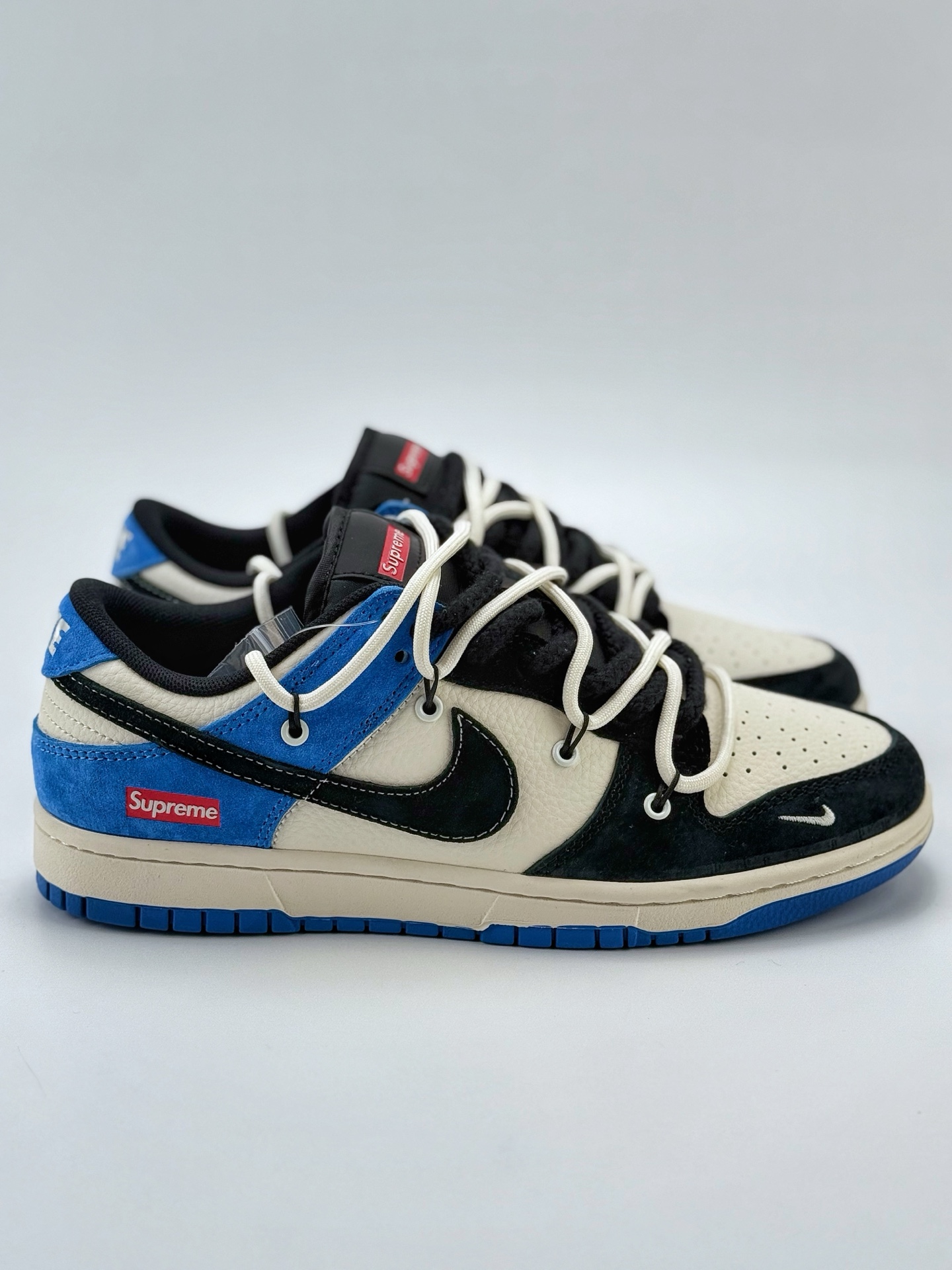 Nike SB Dunk Low x Supreme 白灰蓝小钩绑带 YX5066-271