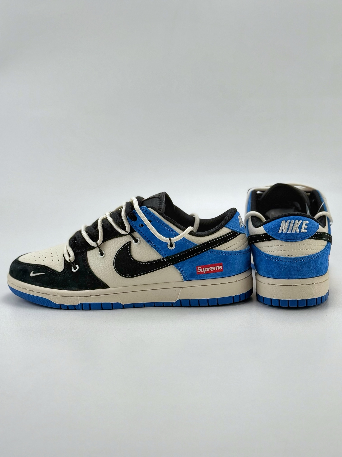Nike SB Dunk Low x Supreme 白灰蓝小钩绑带 YX5066-271