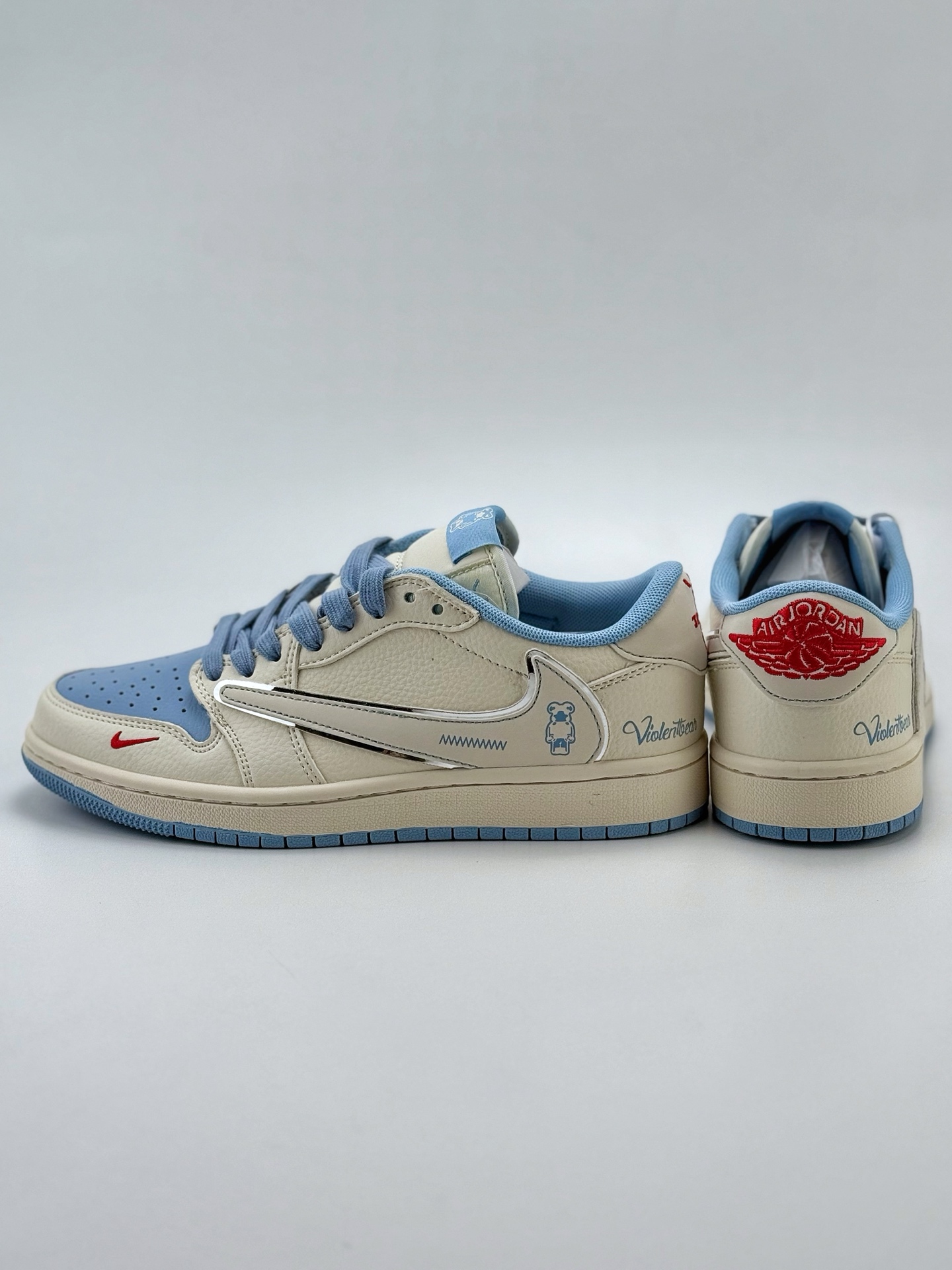 Travis Scott x Nike Air Jordan 1 Low Air Jordan 1 Low 反转白蓝小钩倒钩 XS7089-528