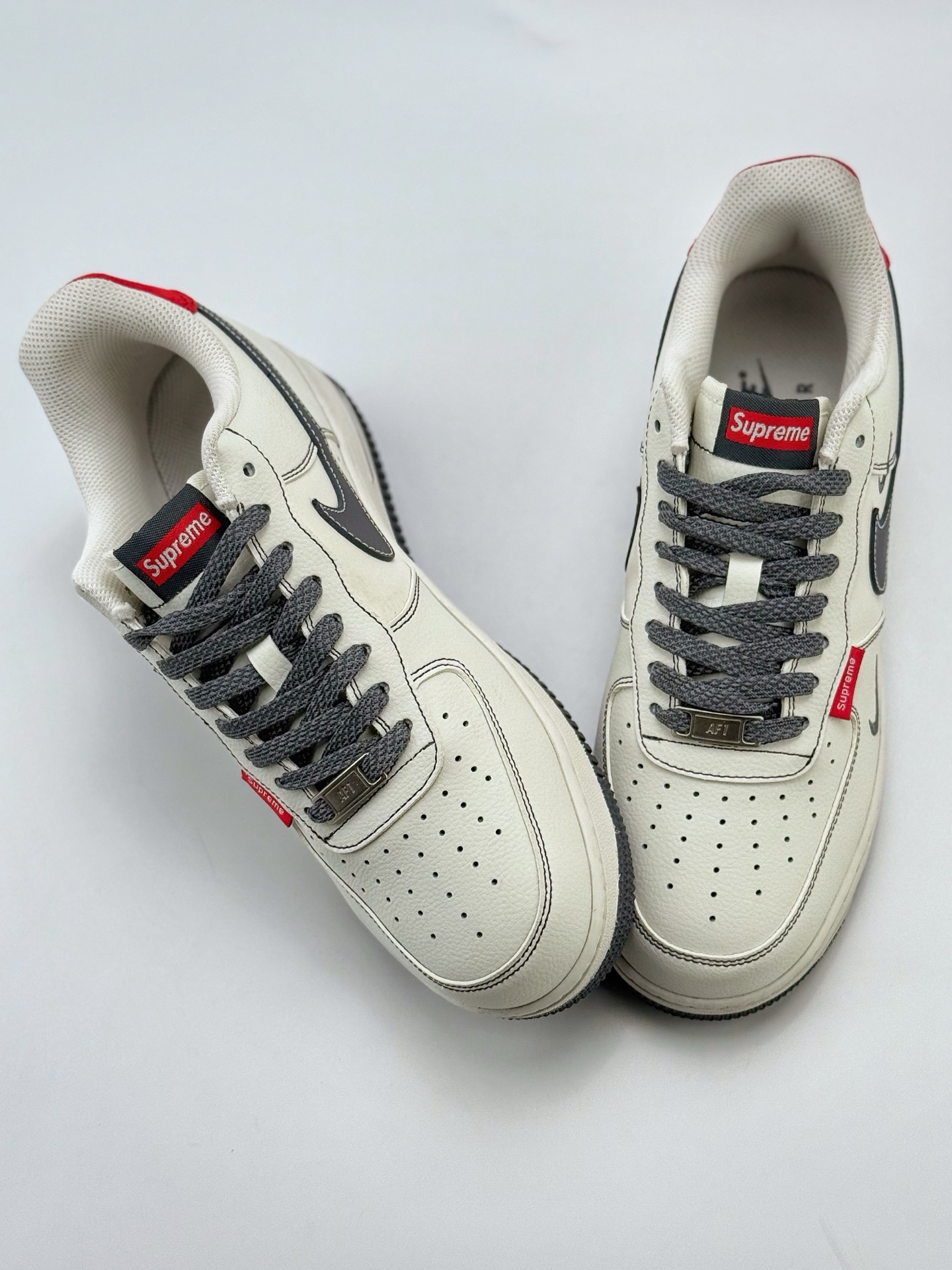 Nike Air Force 1 Low 07 x Supreme 白灰红三小钩满天星 KY8899-101