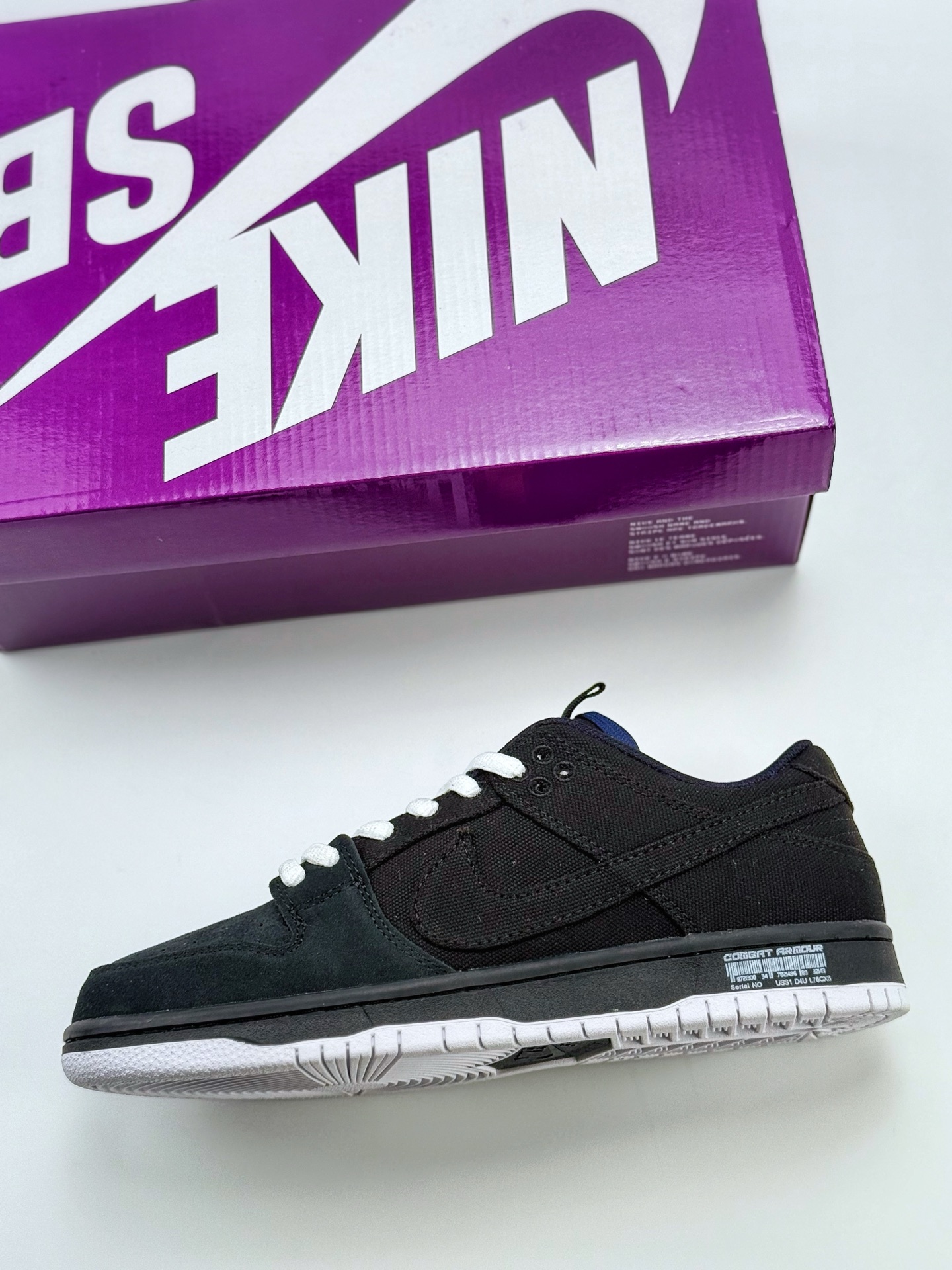 NIKE SB Dunk Low ”night raid” 黑色 DX6775-400