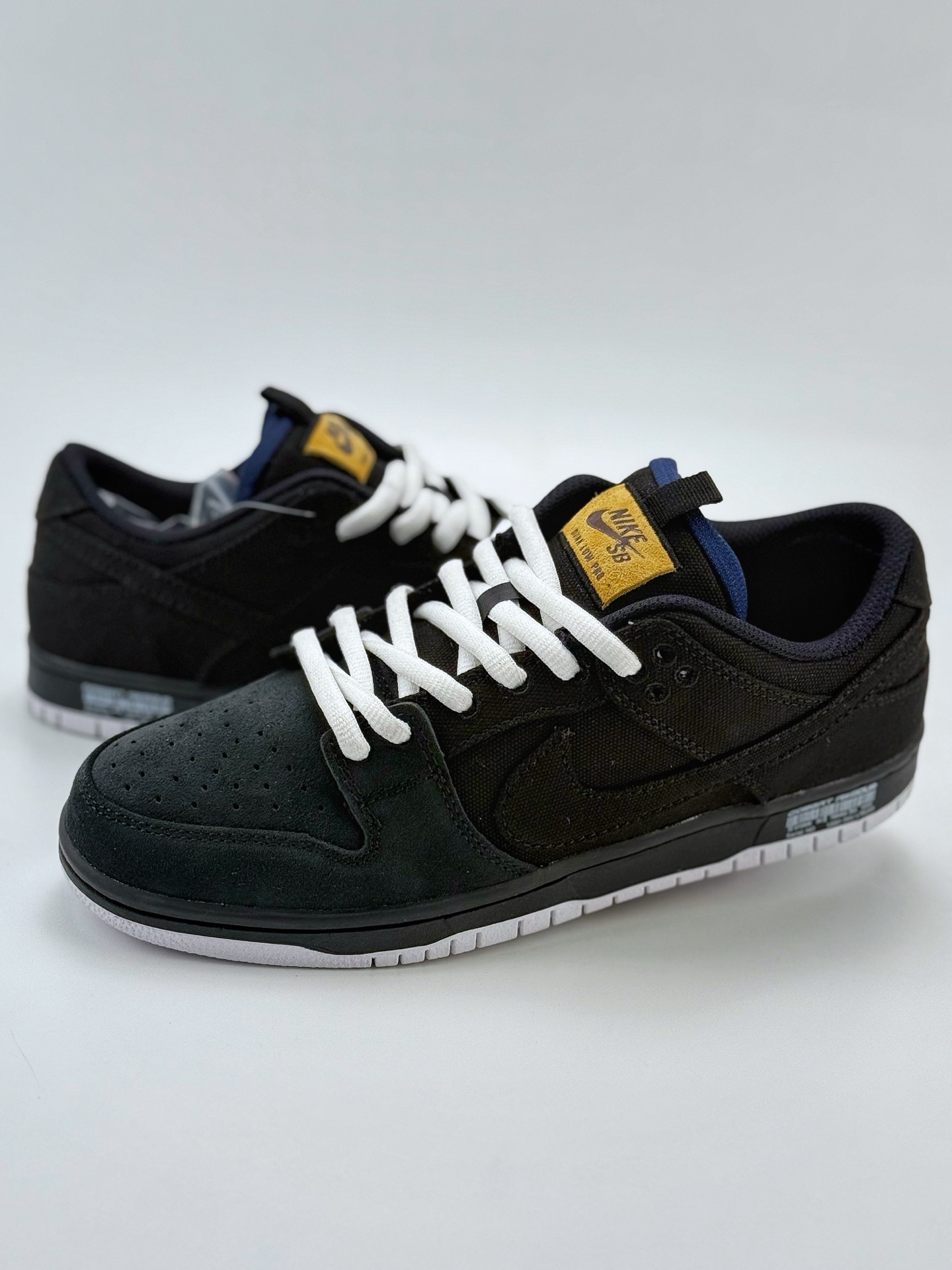 NIKE SB Dunk Low ”night raid” 黑色 DX6775-400
