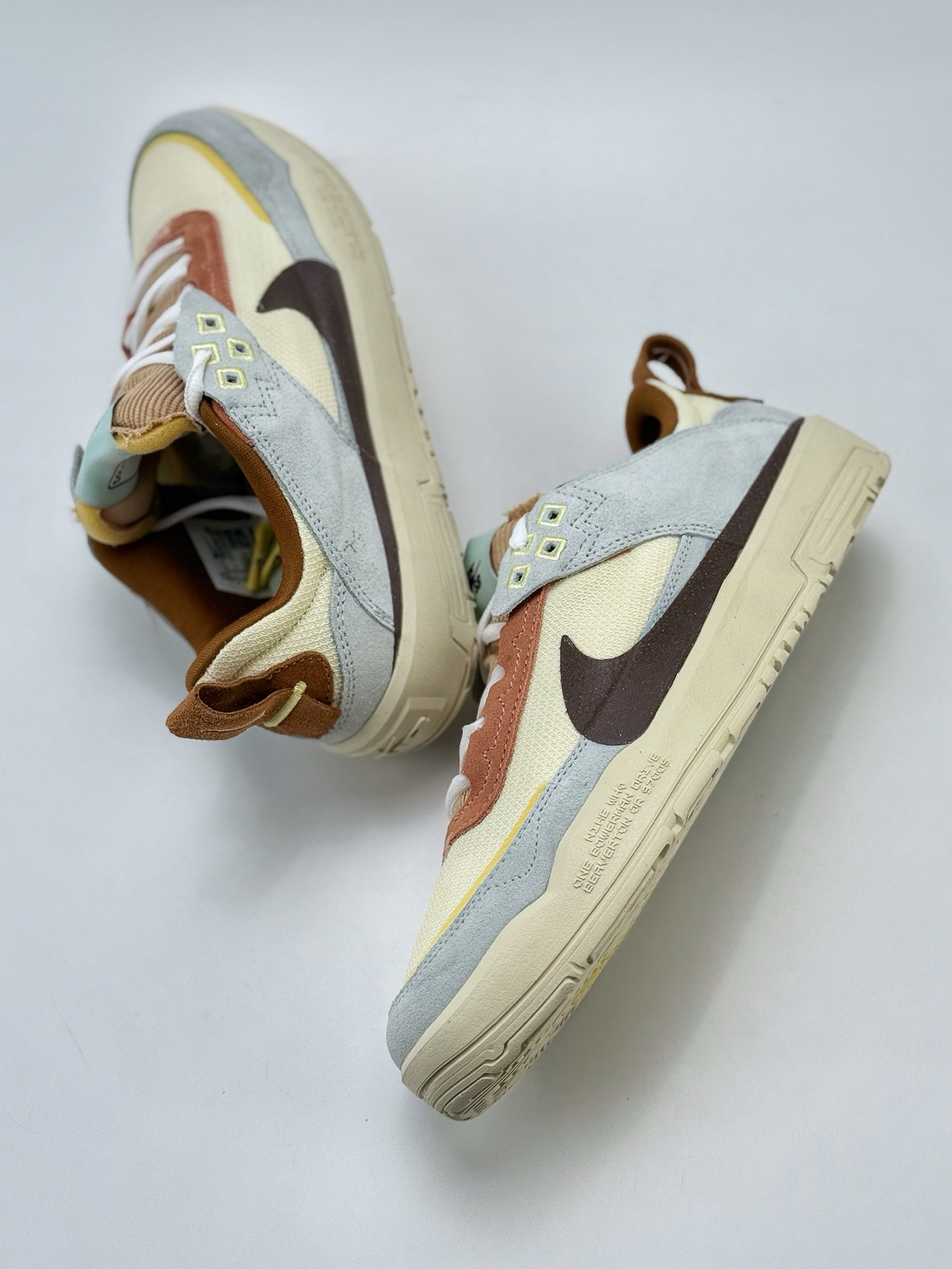 NIKE SB DAY ONE 米黑色 HQ3475-121