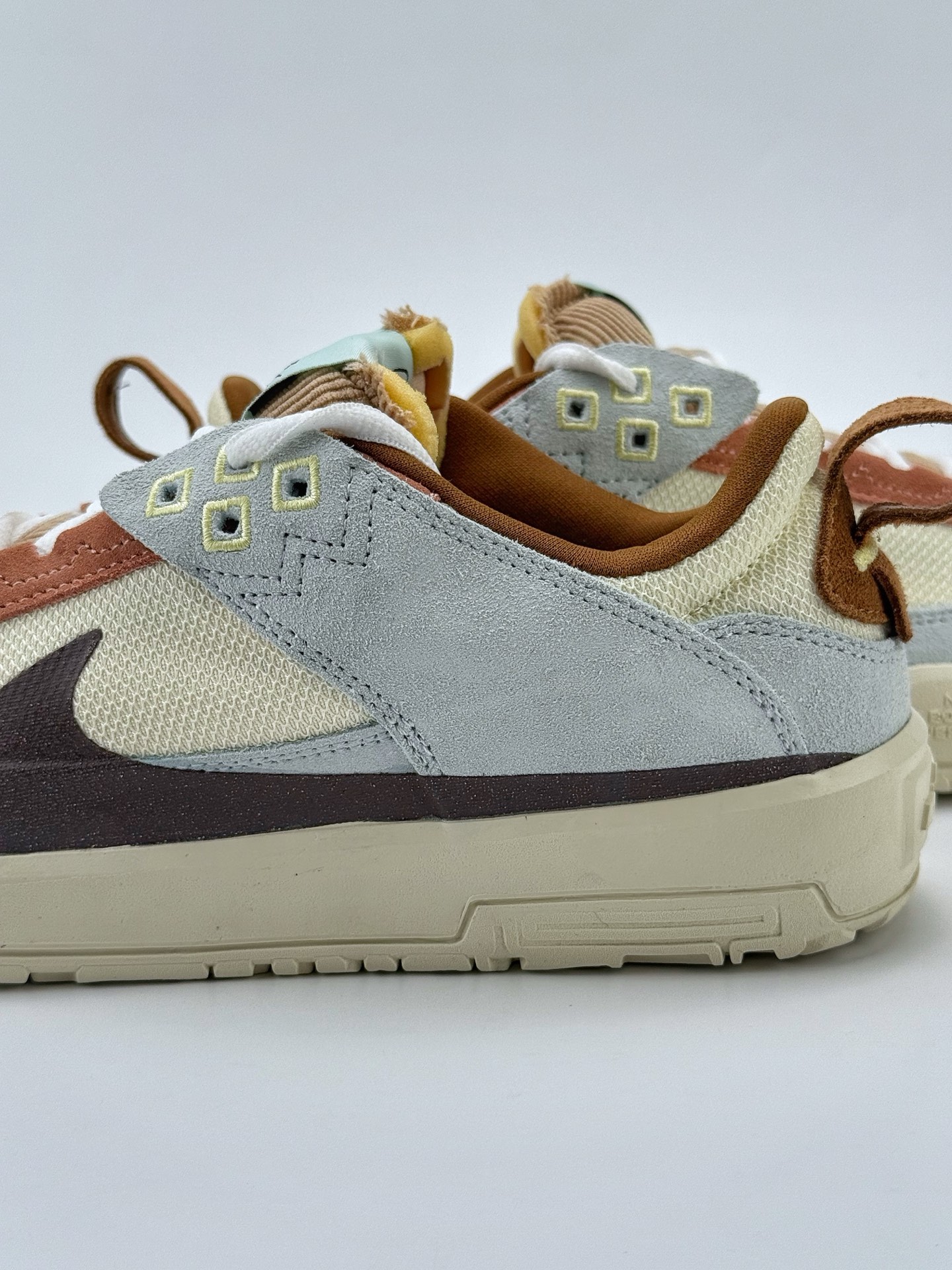 NIKE SB DAY ONE 米黑色 HQ3475-121