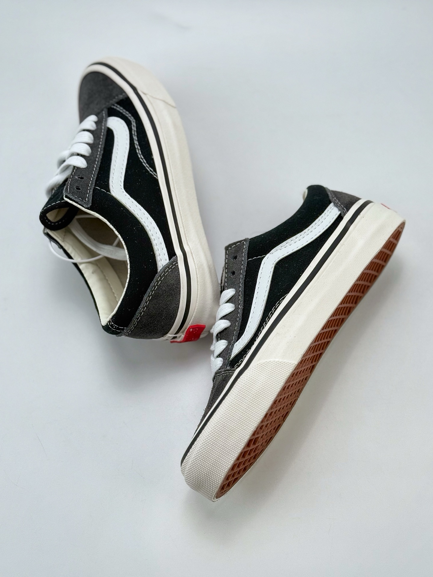 Vans Premium Old Skool 高阶系列 重回复古街头巅峰 新款系列 马伯骞同款