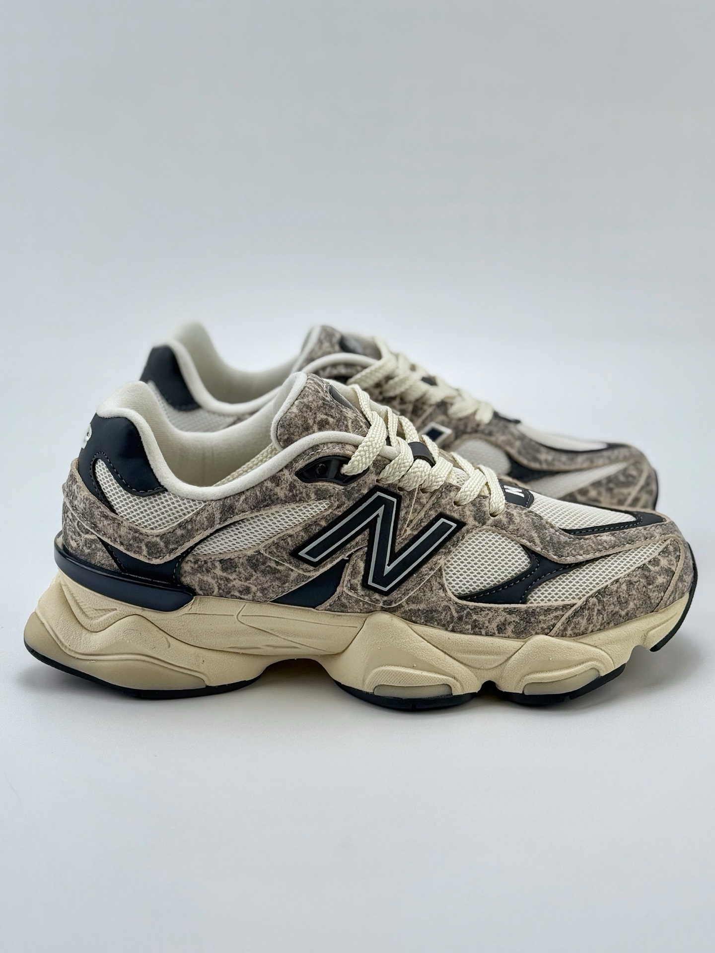 Joe Freshgoods x New Balance 版本 NB9060 联名款 复古休闲运动慢跑鞋 U9060SNA