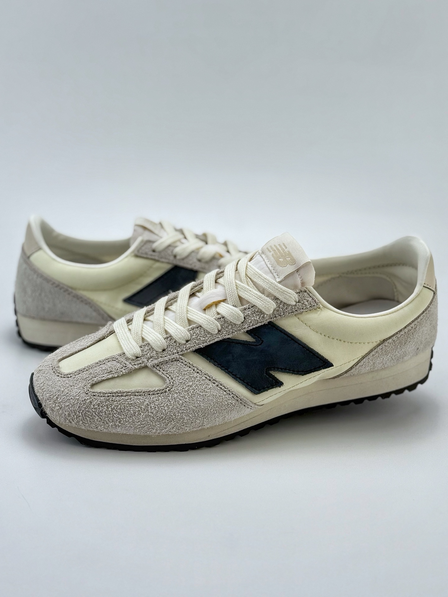 New Balance NB471 纯原系列 471系列织物牛剖层革生活休闲鞋 U471AM
