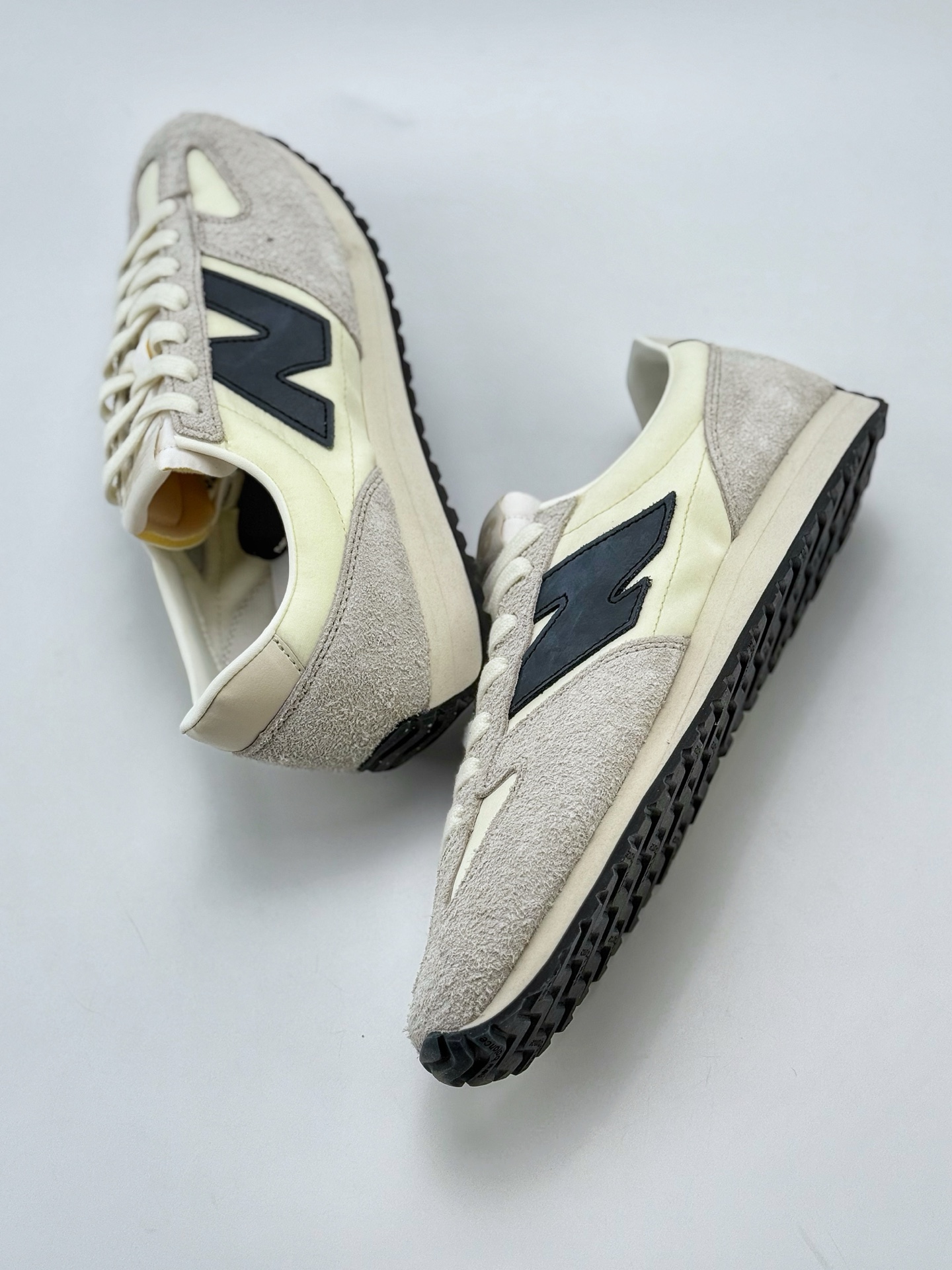 New Balance NB471 纯原系列 471系列织物牛剖层革生活休闲鞋 U471AM