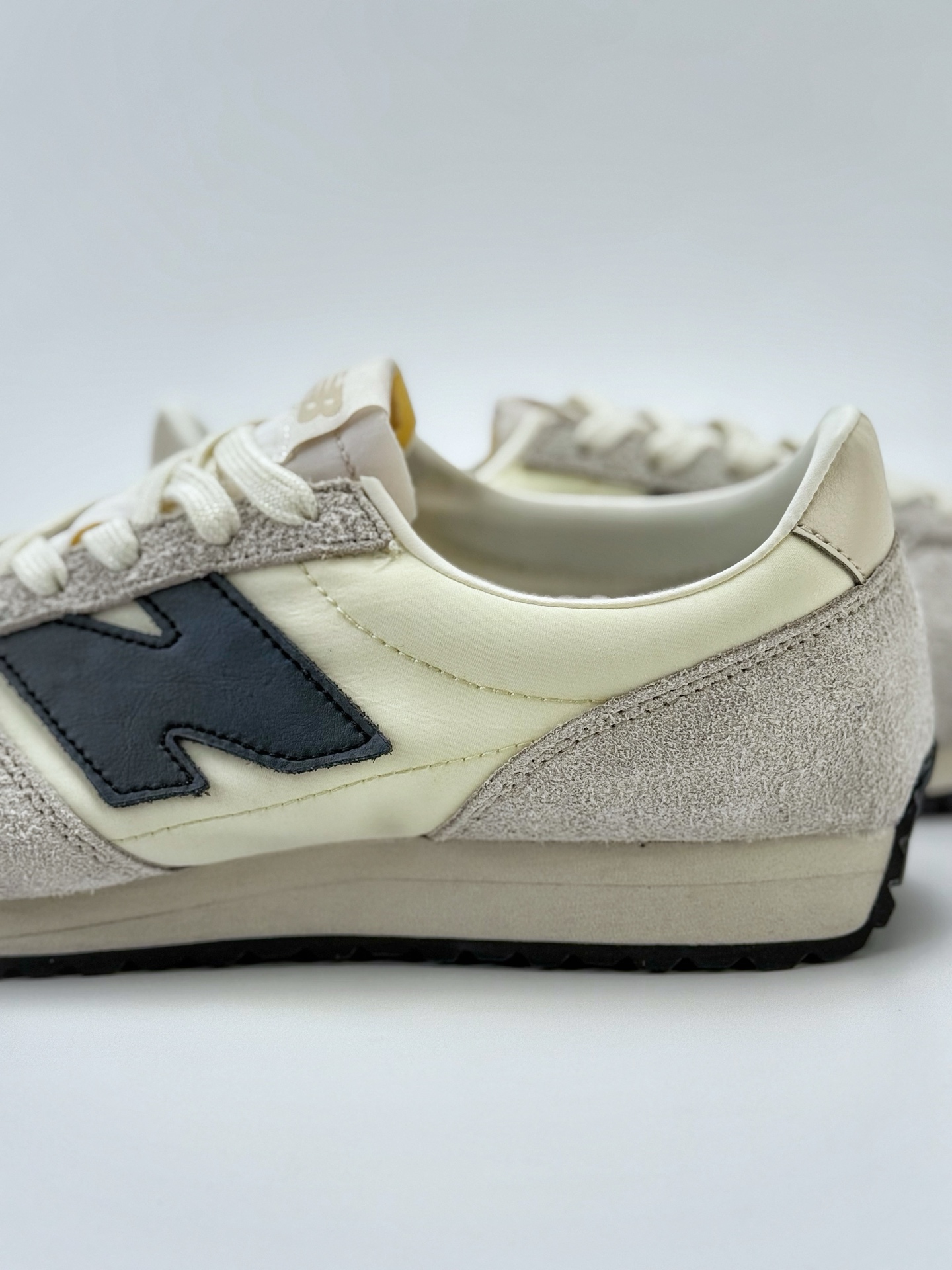 New Balance NB471 纯原系列 471系列织物牛剖层革生活休闲鞋 U471AM