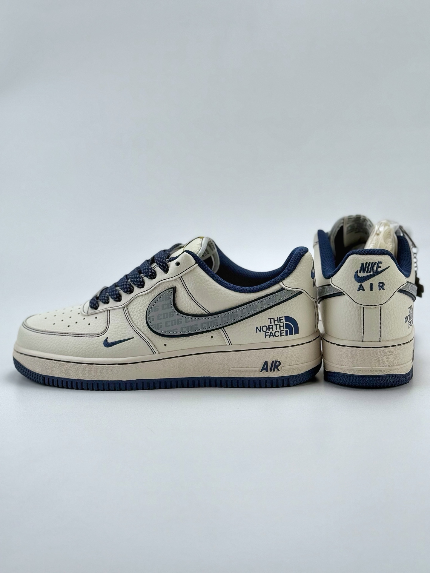 Nike Air Force 1 Low 07 x The North Face x CDG 白蓝小钩满天星 HH7518-051