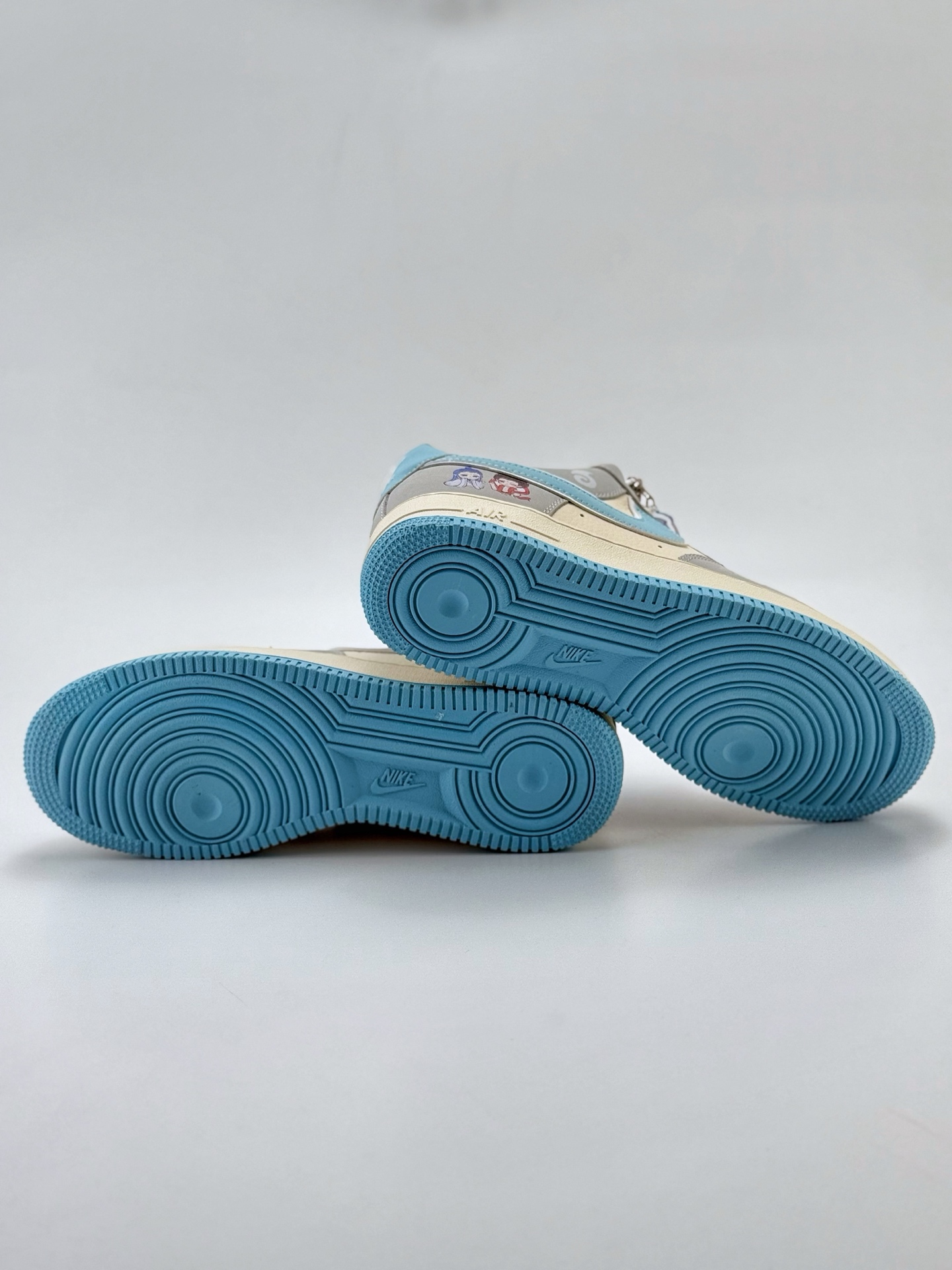 Nike Air Force 1 Low 07 哪吒 白灰蓝涂鸦 DF0188-047