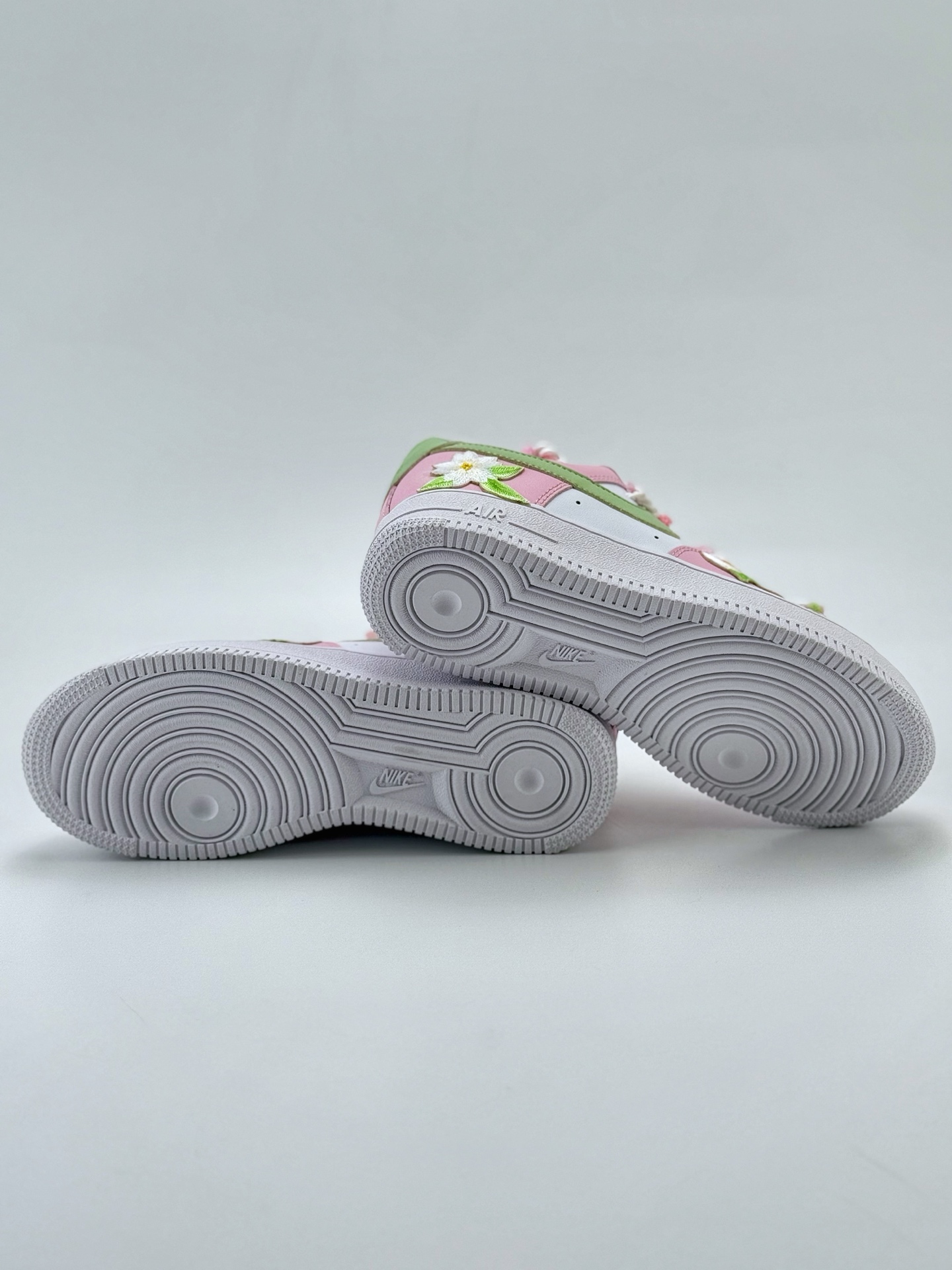 Nike Air Force 1 Low 07 白粉绿 涂鸦绑带 VV1999-013