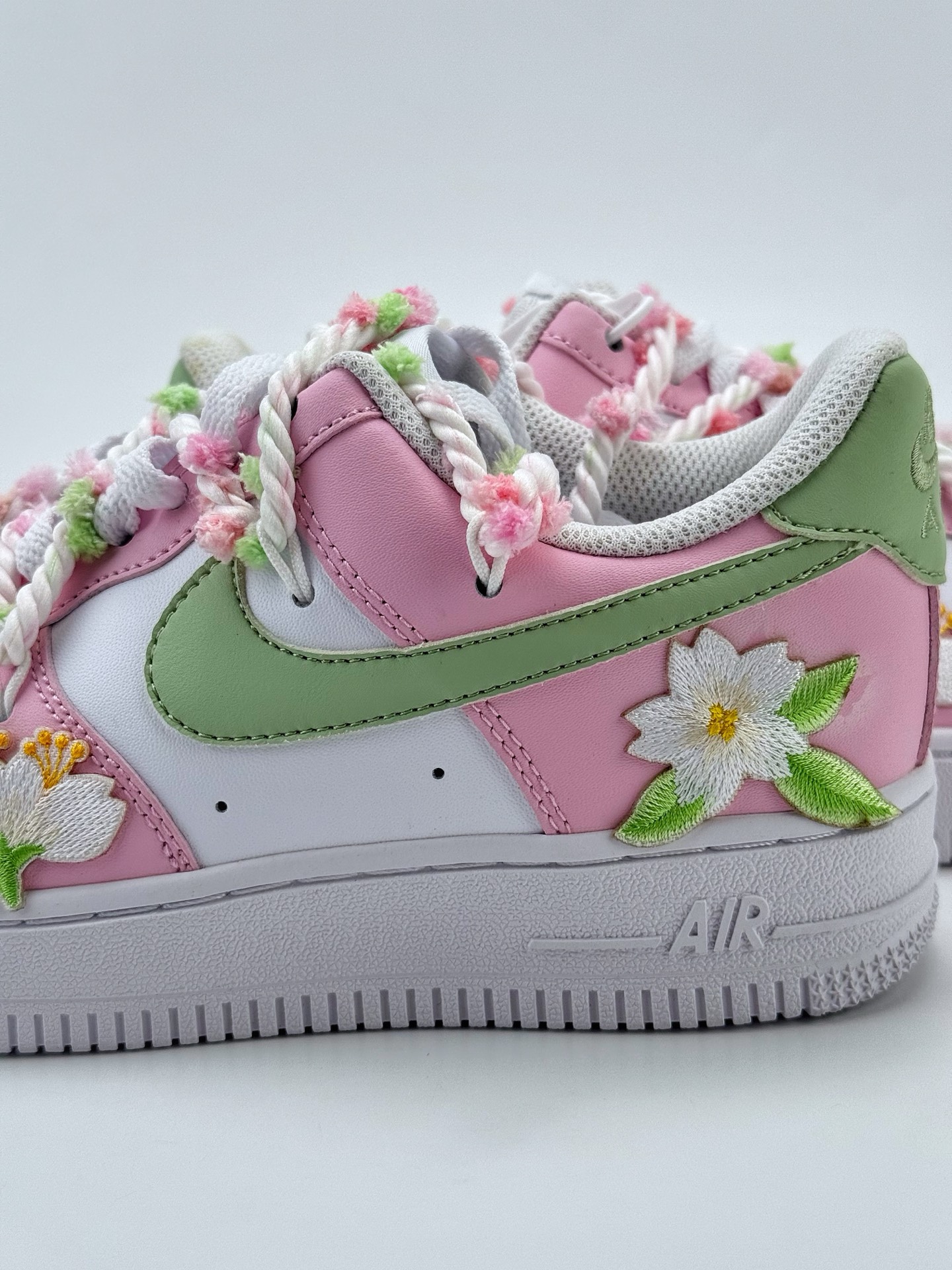 Nike Air Force 1 Low 07 白粉绿 涂鸦绑带 VV1999-013