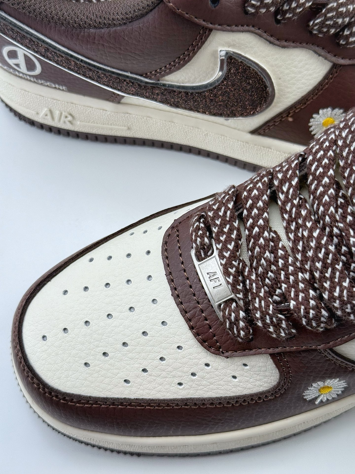 Nike Air Force 1 Low 07 x Peaceminusone 雏菊 白褐满天星 QY6818-613