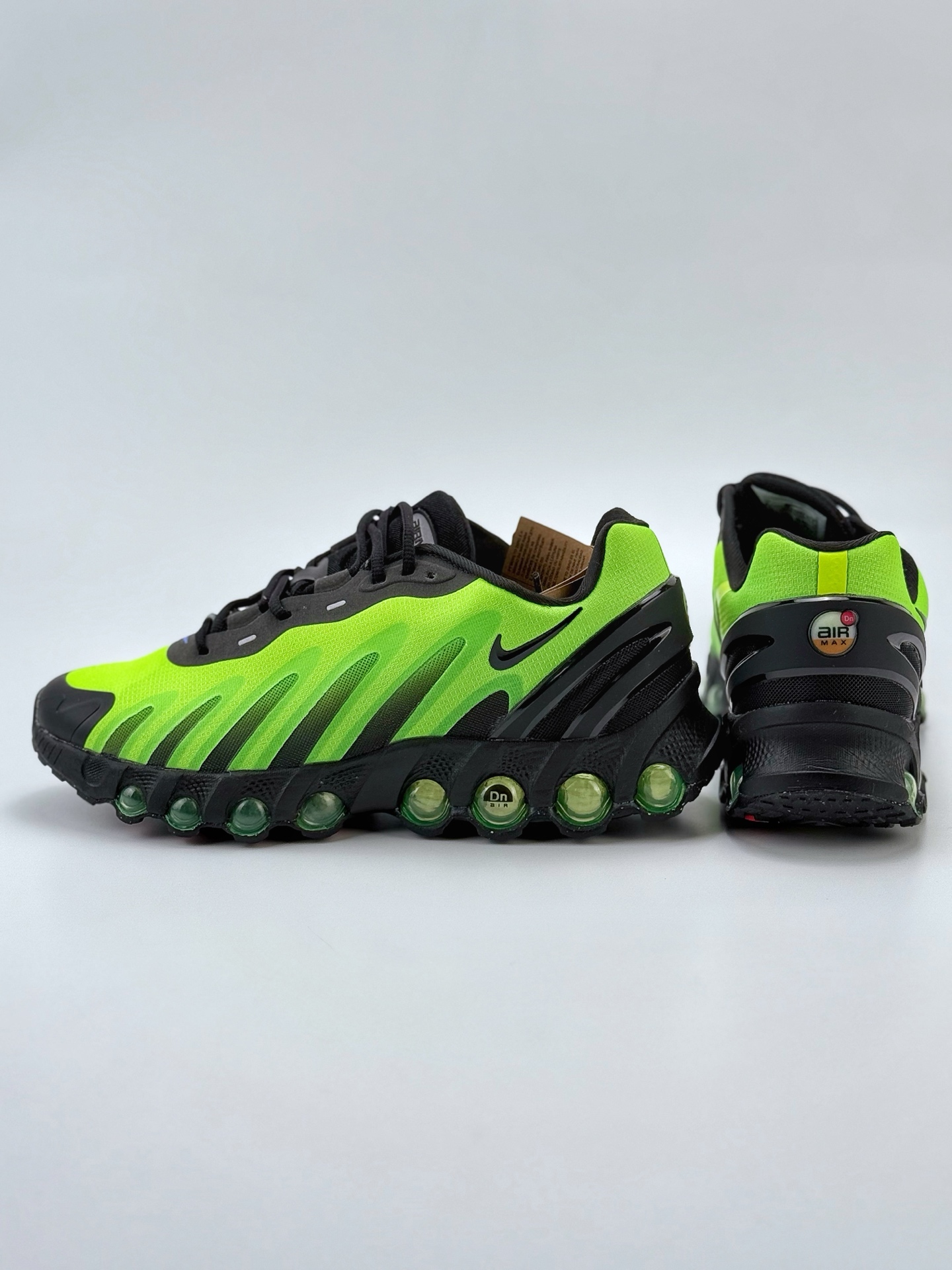 Nike Air Max DN8 复古减震气垫跑鞋 HQ4681-010