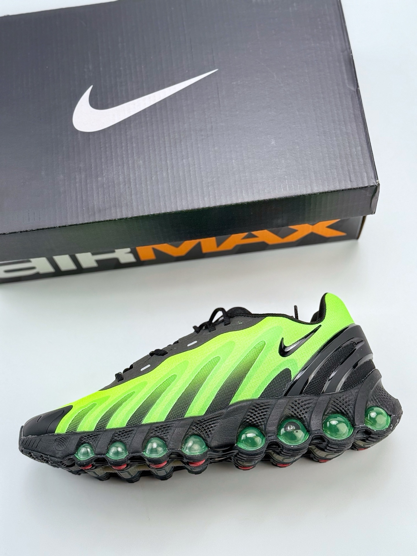 Nike Air Max DN8 复古减震气垫跑鞋 HQ4681-010
