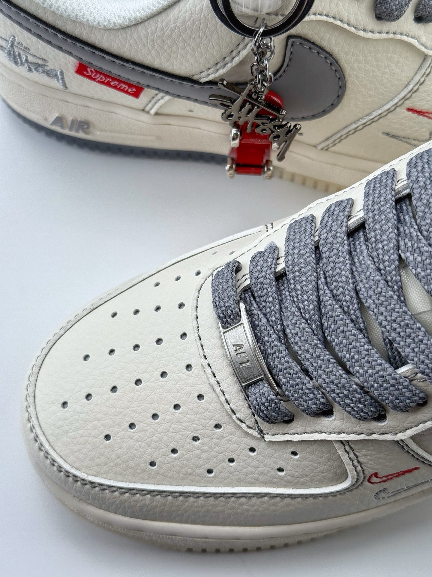 Nike Air Force 1 Low 07 x Stussy 白灰小钩满天星 HH7518-037