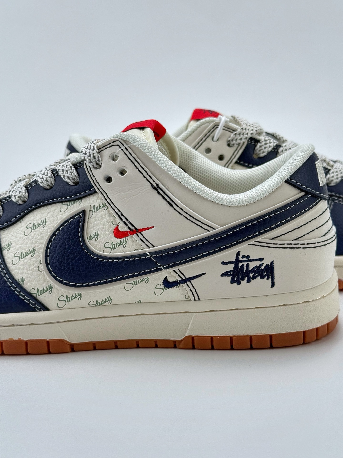 280 Nike SB Dunk Low x Stussy 白蓝三小钩满天星  XS6089-529