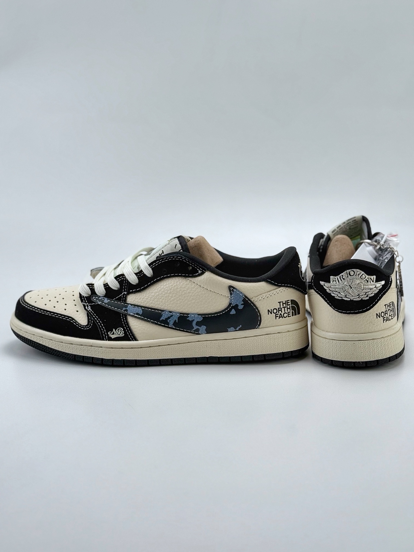 280 Travis Scott x Nike Air Jordan 1 Low x The North Face Air Jordan 1 Low 反转白黑倒钩  XS2024-021
