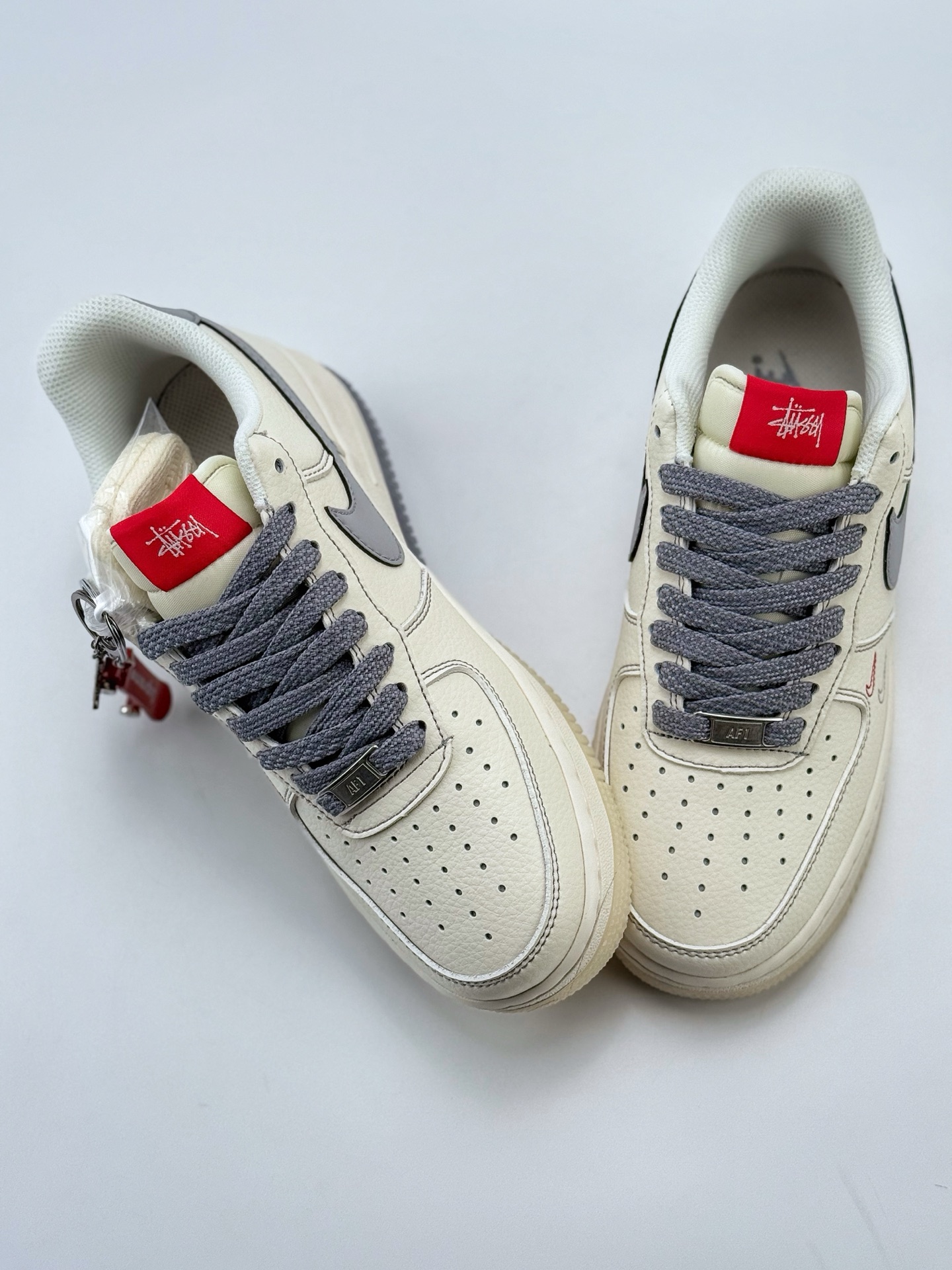 Nike Air Force 1 Low 07 x Stussy 白灰小钩满天星 HH7518-037