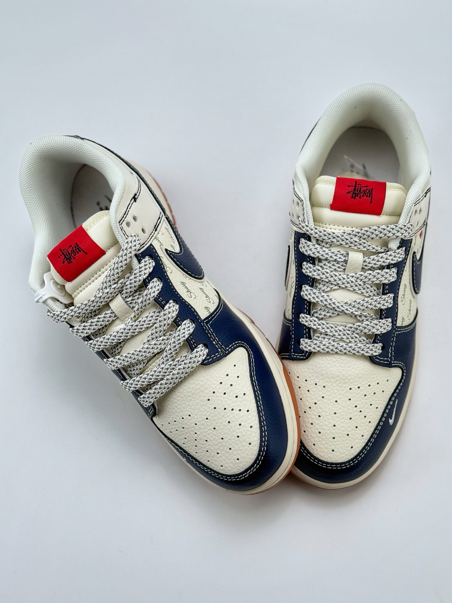 280 Nike SB Dunk Low x Stussy 白蓝三小钩满天星  XS6089-529