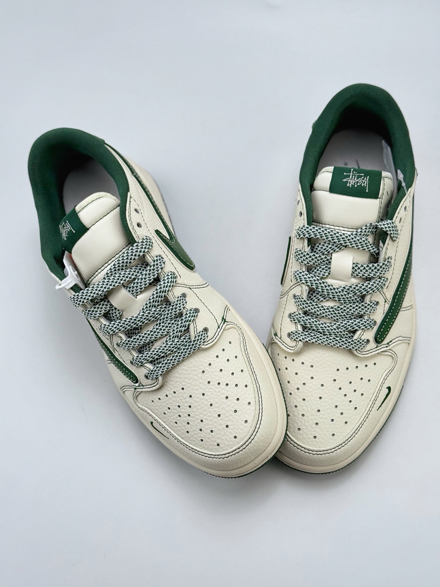 280 Travis Scott x Nike Air Jordan 1 Low x Stussy Air Jordan 1 Low 反转白绿小钩满天星倒钩  ZH2598-243