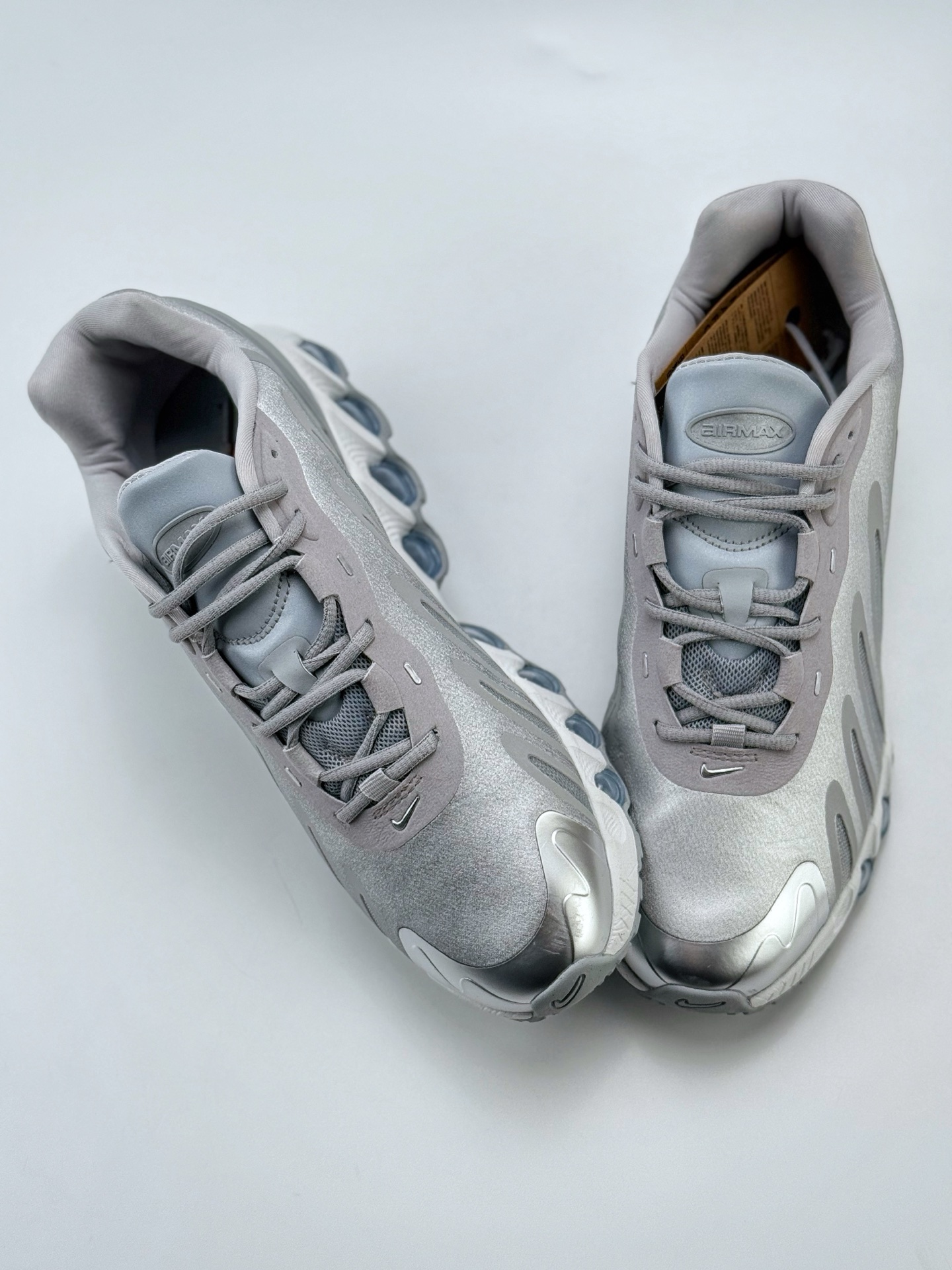 190 Nike Air Max DN8 复古减震气垫跑鞋 HF5509-001