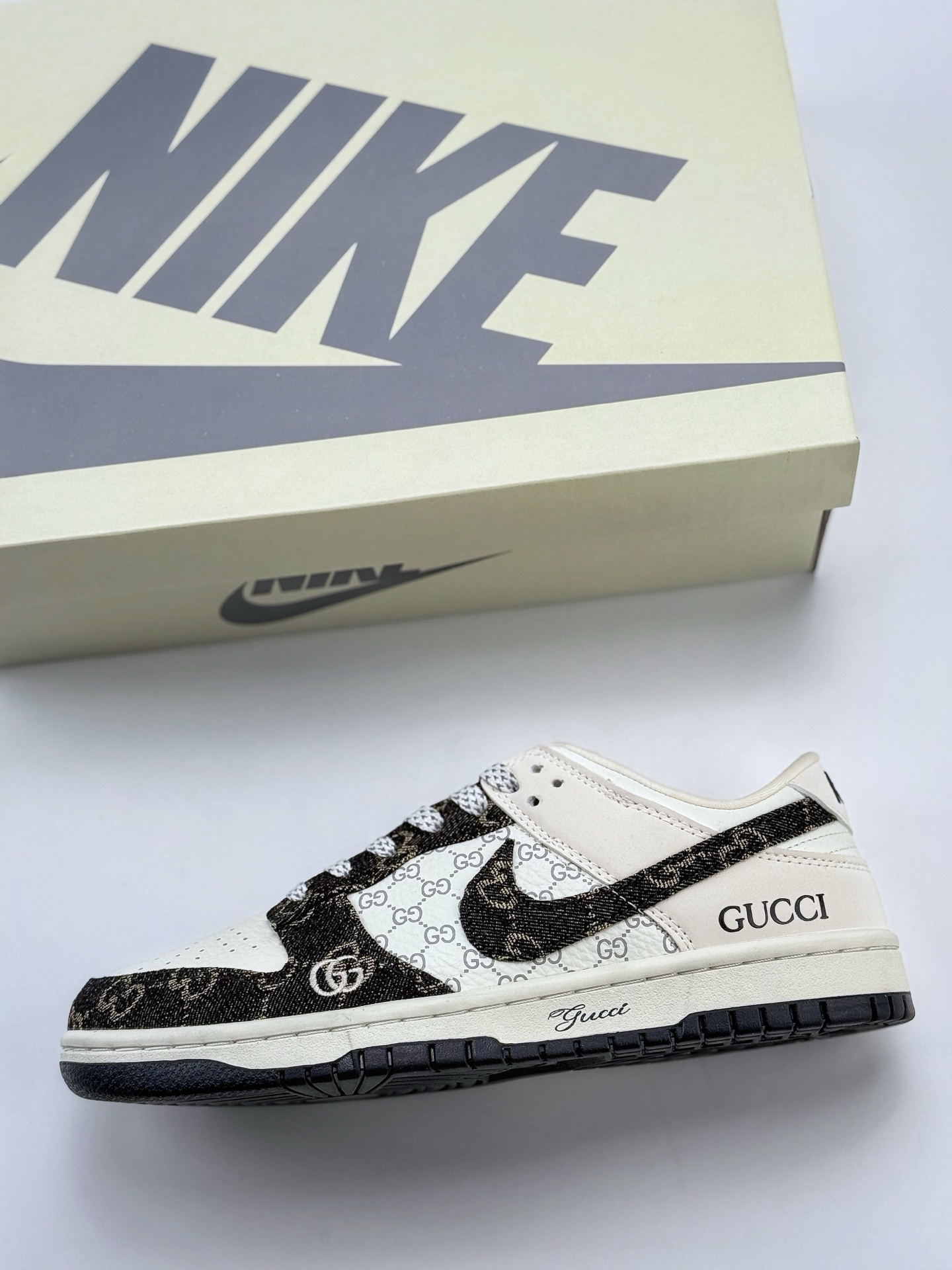 280 Nike SB Dunk Low x GUCCI 白黑三小钩满天星  CH8311-286