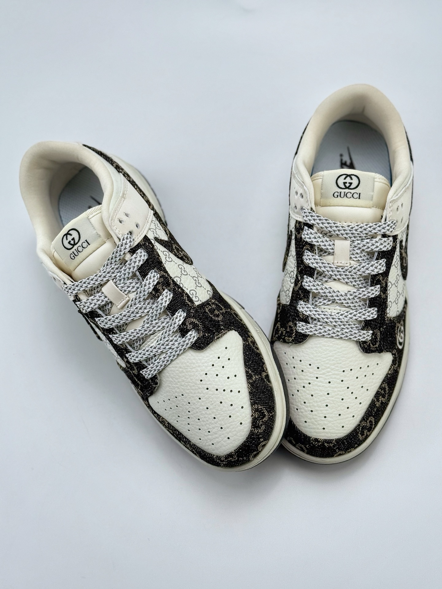 280 Nike SB Dunk Low x GUCCI 白黑三小钩满天星  CH8311-286