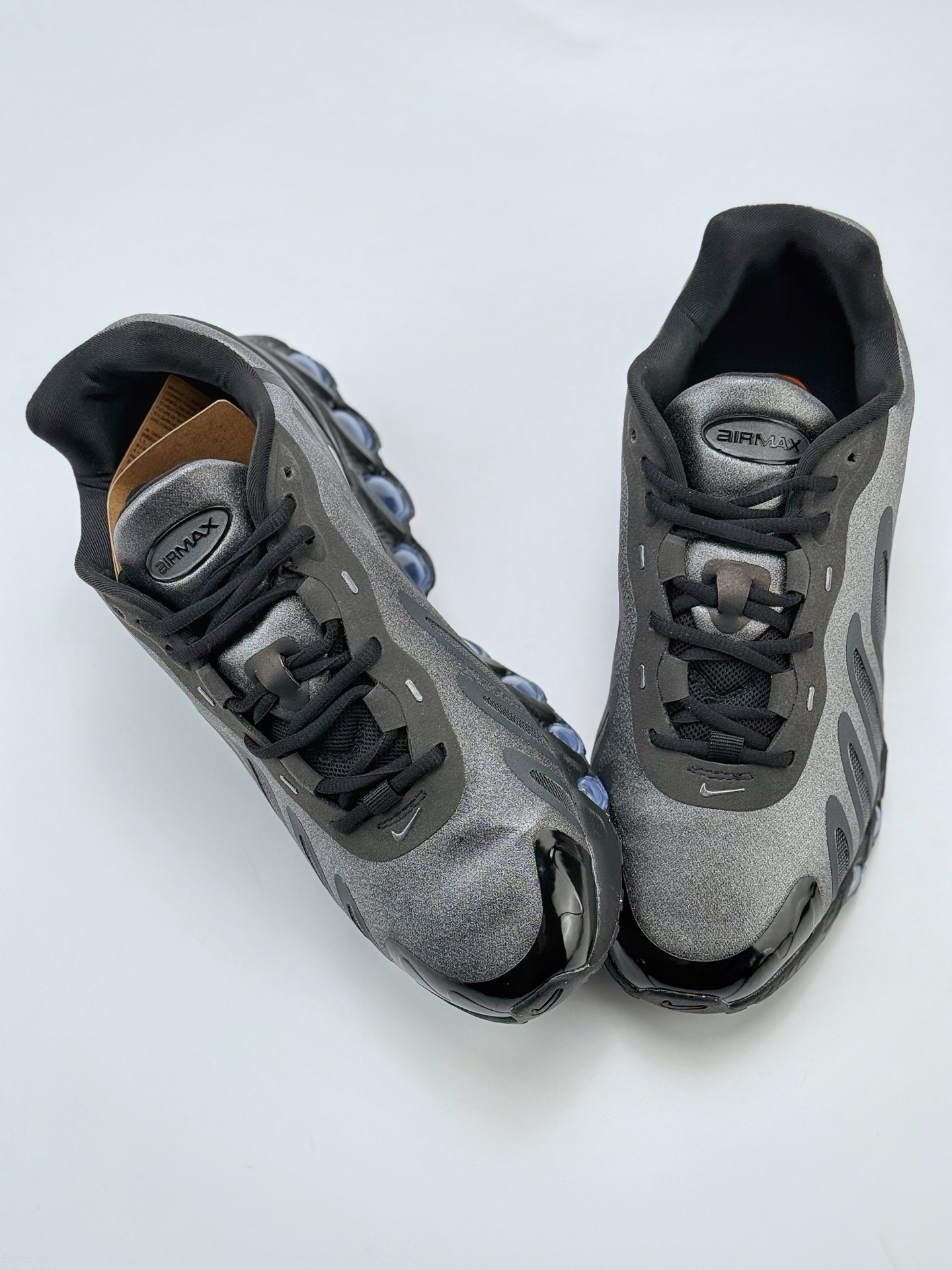 190 Nike Air Max DN8 复古减震气垫跑鞋  HF5509-002