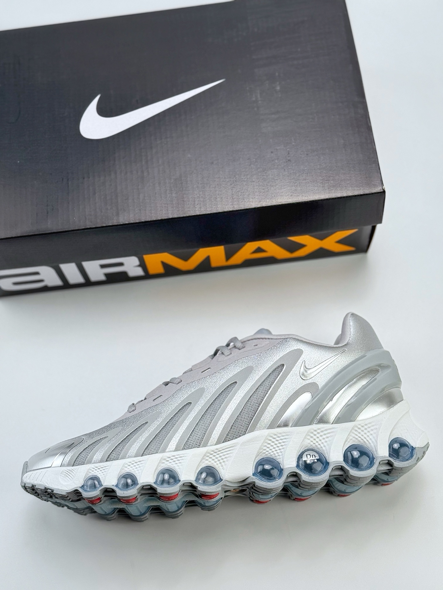 190 Nike Air Max DN8 复古减震气垫跑鞋 HF5509-001