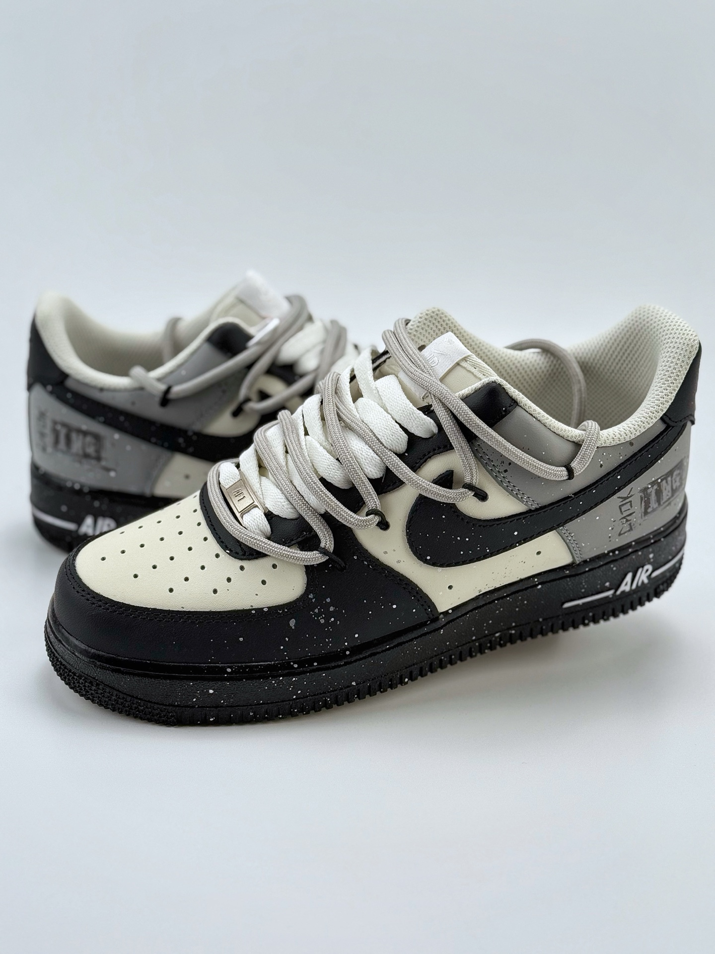 260 Nike Air Force 1 Low 07 811制造 无声缠绕 情绪 黑白灰手绘  XV7981-476