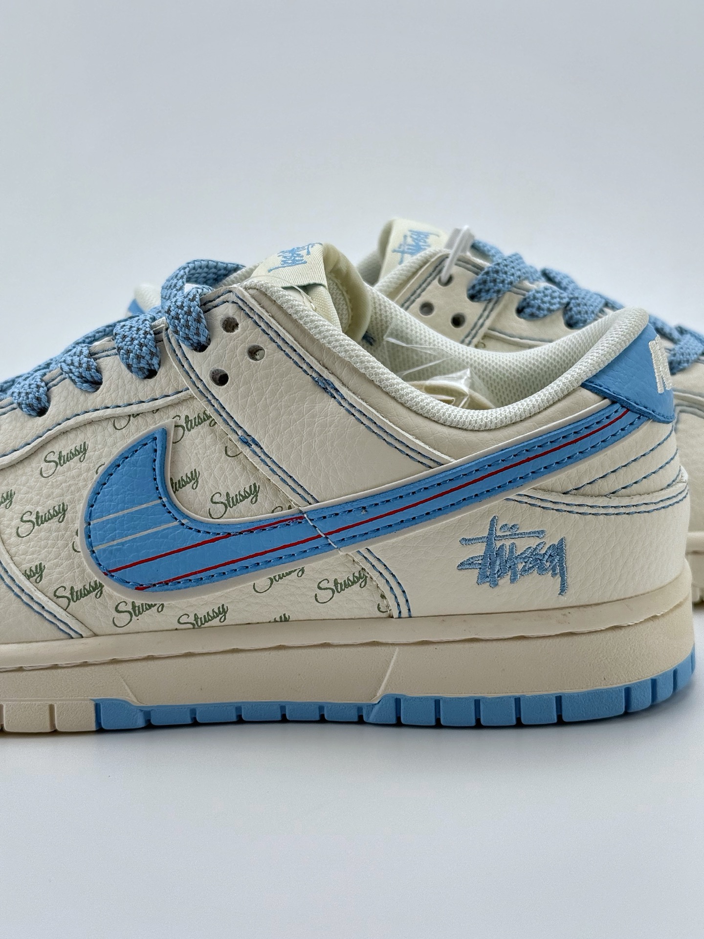 280 Nike SB Dunk Low x Stussy 白蓝小钩满天星  XS6089-534
