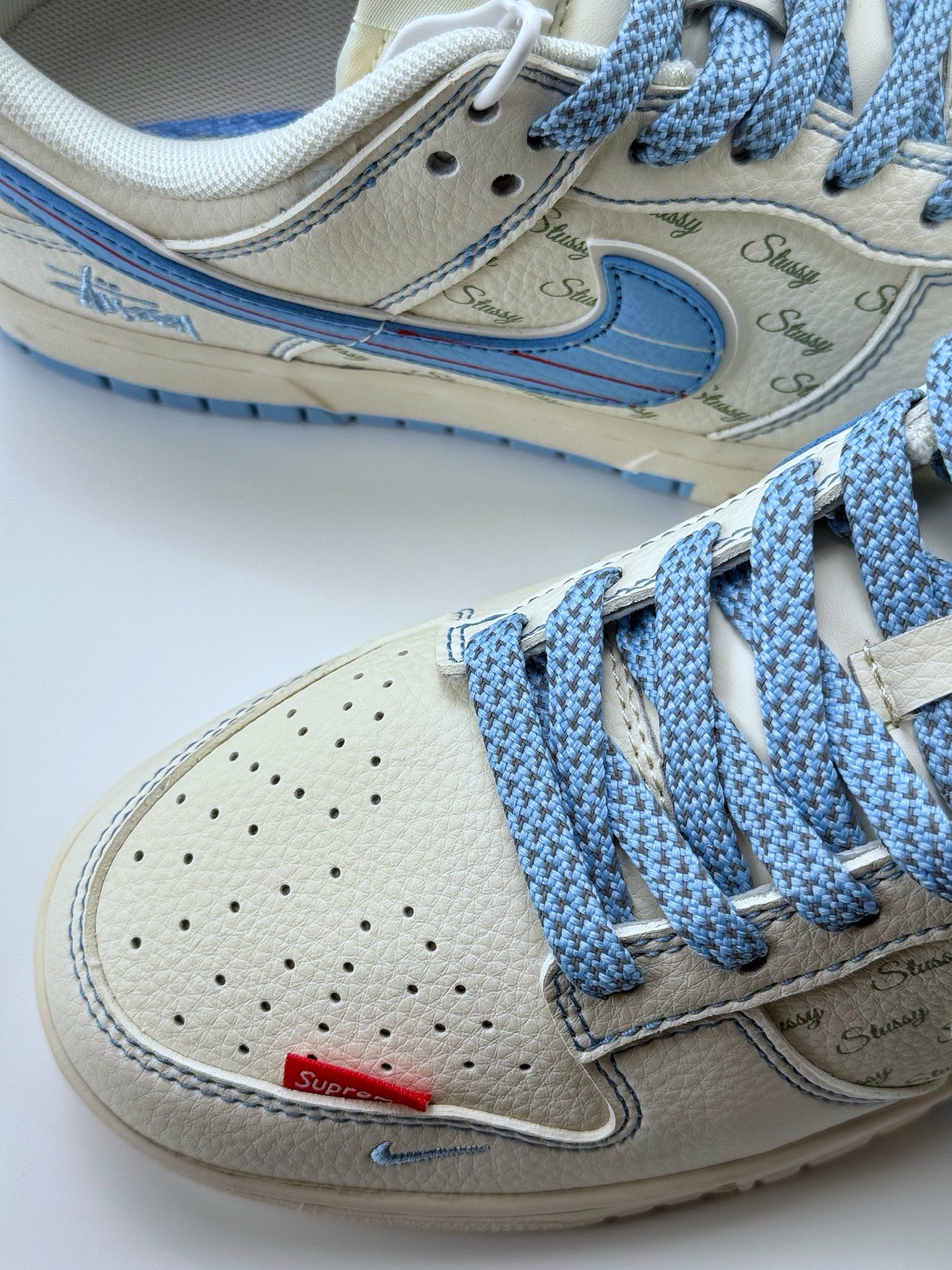 280 Nike SB Dunk Low x Stussy 白蓝小钩满天星  XS6089-534