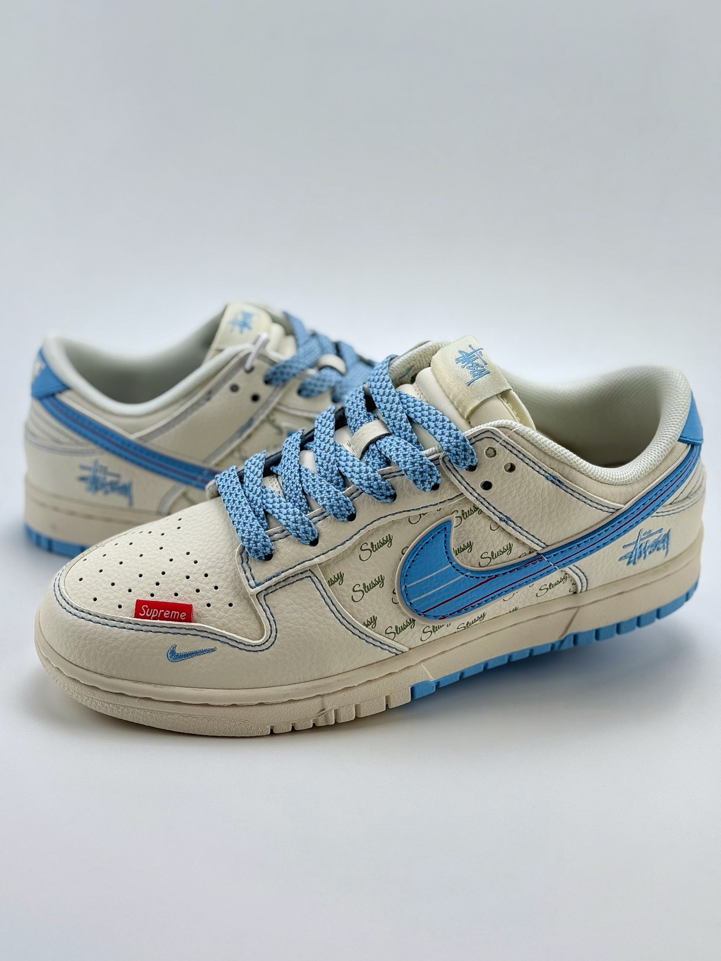 280 Nike SB Dunk Low x Stussy 白蓝小钩满天星  XS6089-534