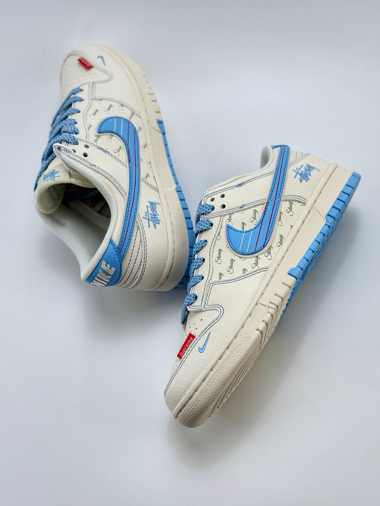 280 Nike SB Dunk Low x Stussy 白蓝小钩满天星  XS6089-534