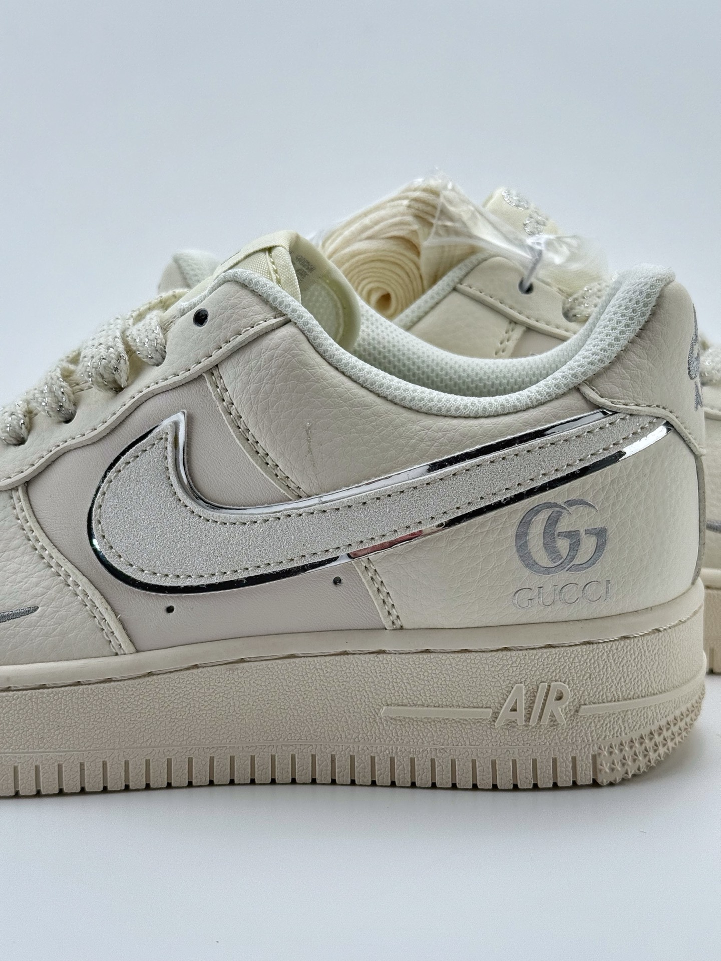 220 Nike Air Force 1 Low 07 x GUCCI 白银小钩满天星  QY6818-612