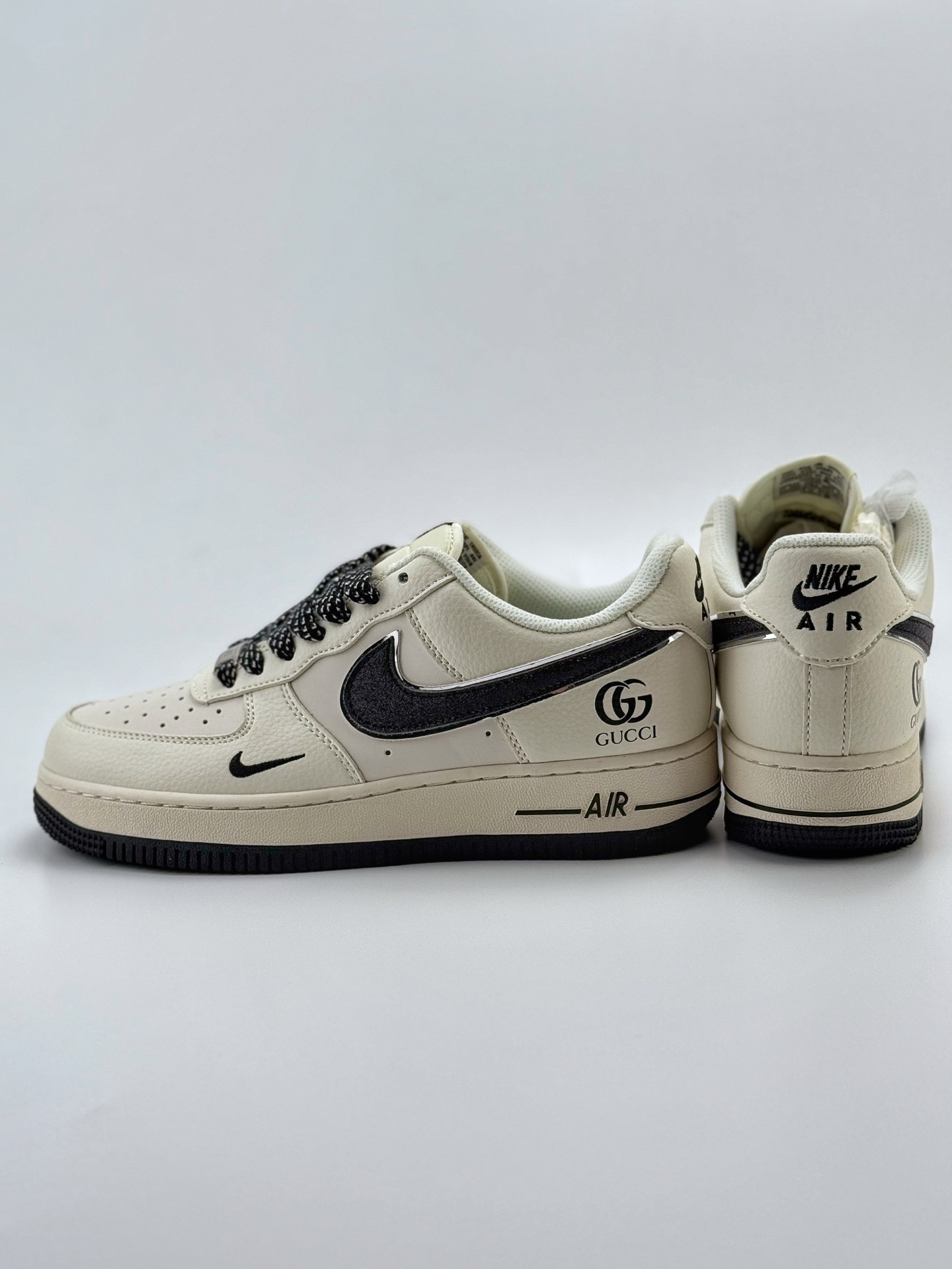 220 Nike Air Force 1 Low 07 x GUCCI 白黑小钩满天星  QY6818-611
