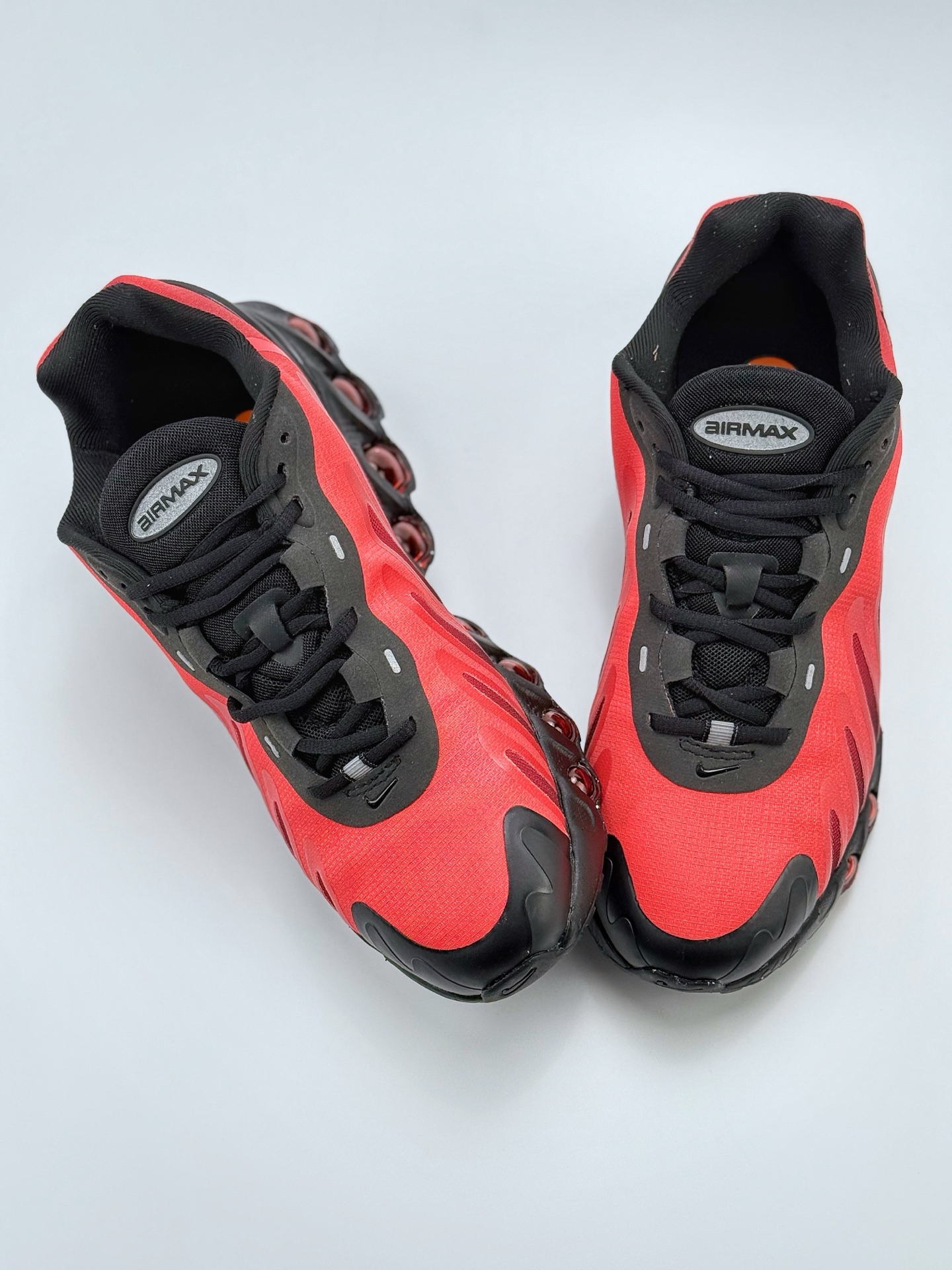 190 Nike Air Max DN8 复古减震气垫跑鞋  FQ7860-008