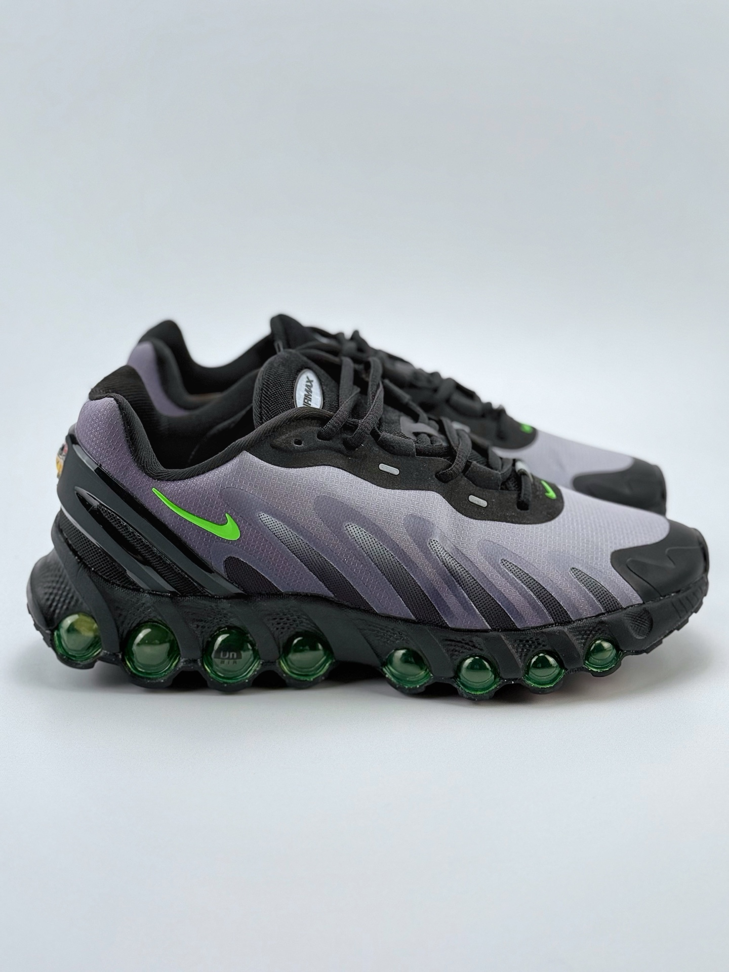 190 Nike Air Max DN8 复古减震气垫跑鞋  FQ7860-003