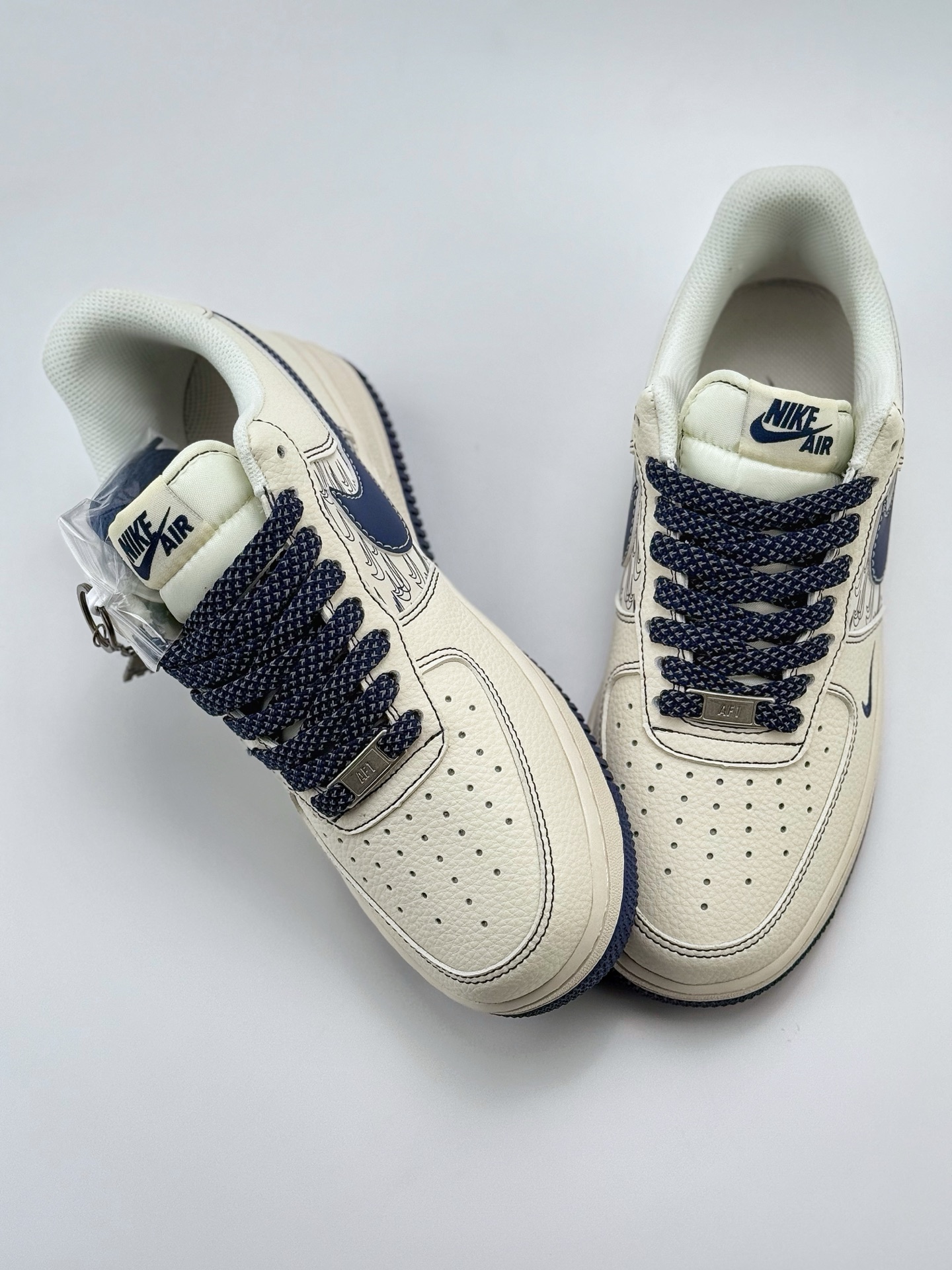 260 Nike Air Force 1 Low 07 白蓝小钩满天星  HH7518-069