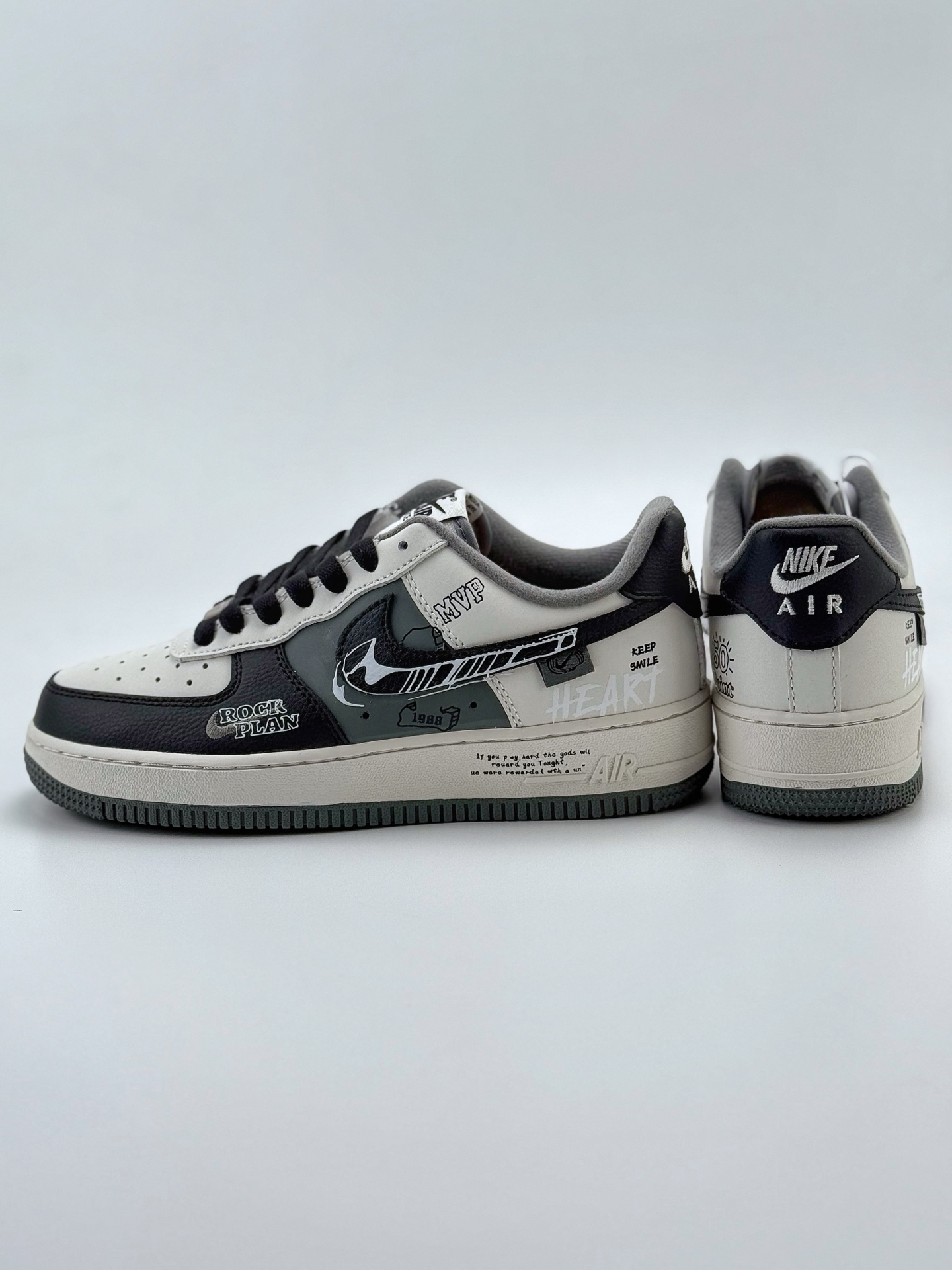 260 Nike Air Force 1 Low 07 黑白灰涂鸦  DB3301-660