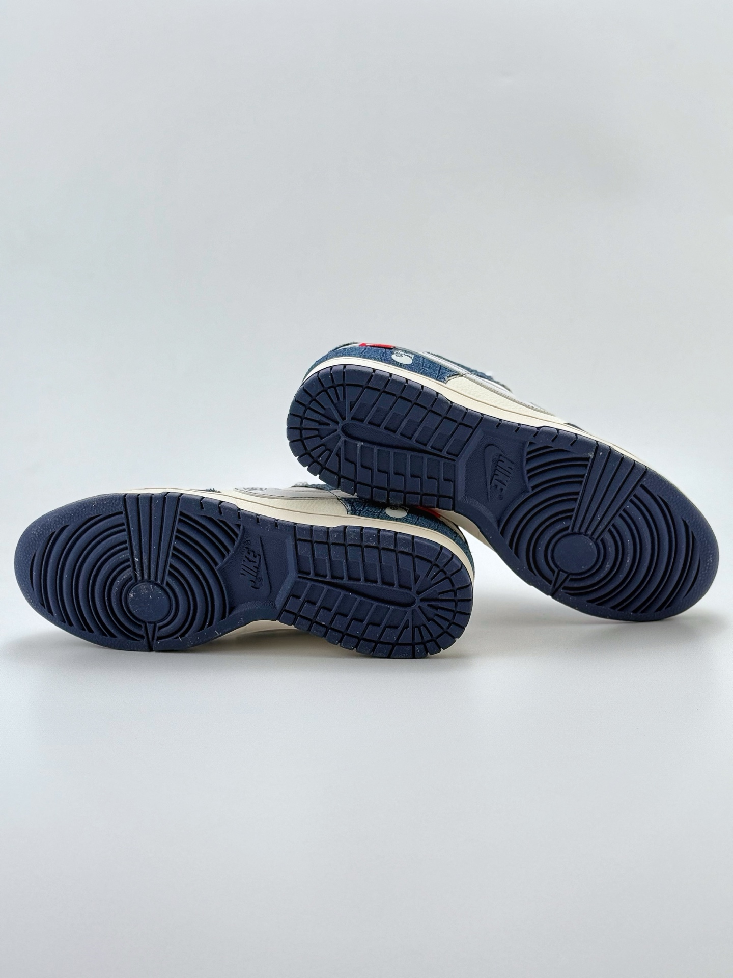 280 Nike SB Dunk Low x Stussy 白牛仔蓝小钩满天星  ZH2598-268