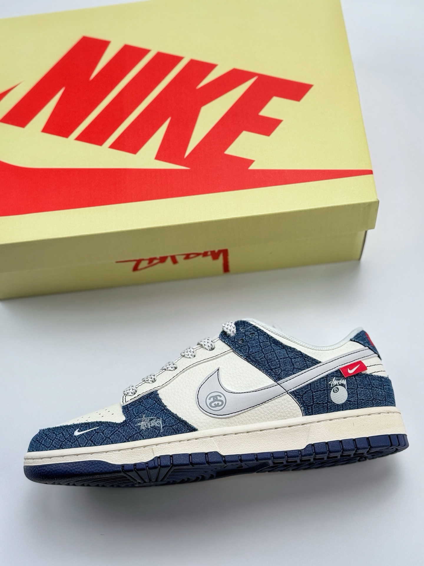 280 Nike SB Dunk Low x Stussy 白牛仔蓝小钩满天星  ZH2598-268